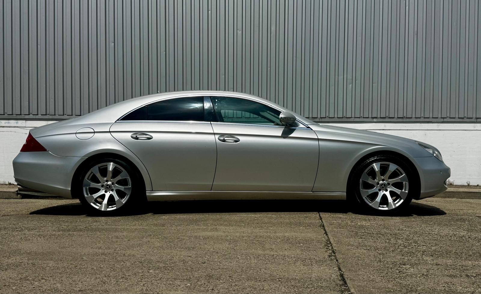 MERCEDES-BENZ CLS 500 7G-Tronic-image-0