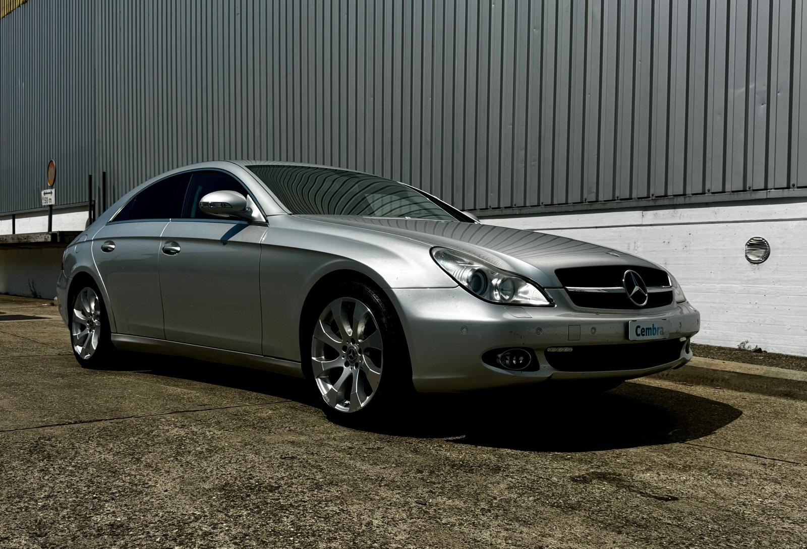 MERCEDES-BENZ CLS 500 7G-Tronic-image-2