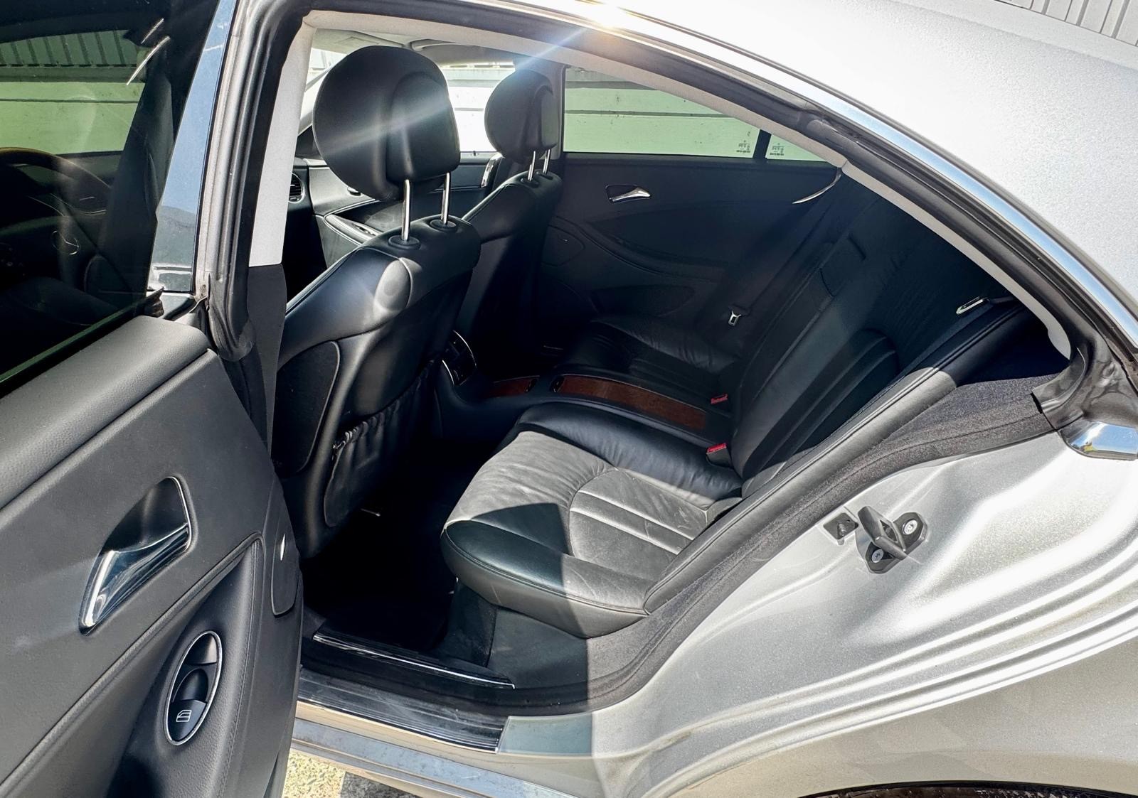 MERCEDES-BENZ CLS 500 7G-Tronic-image-13