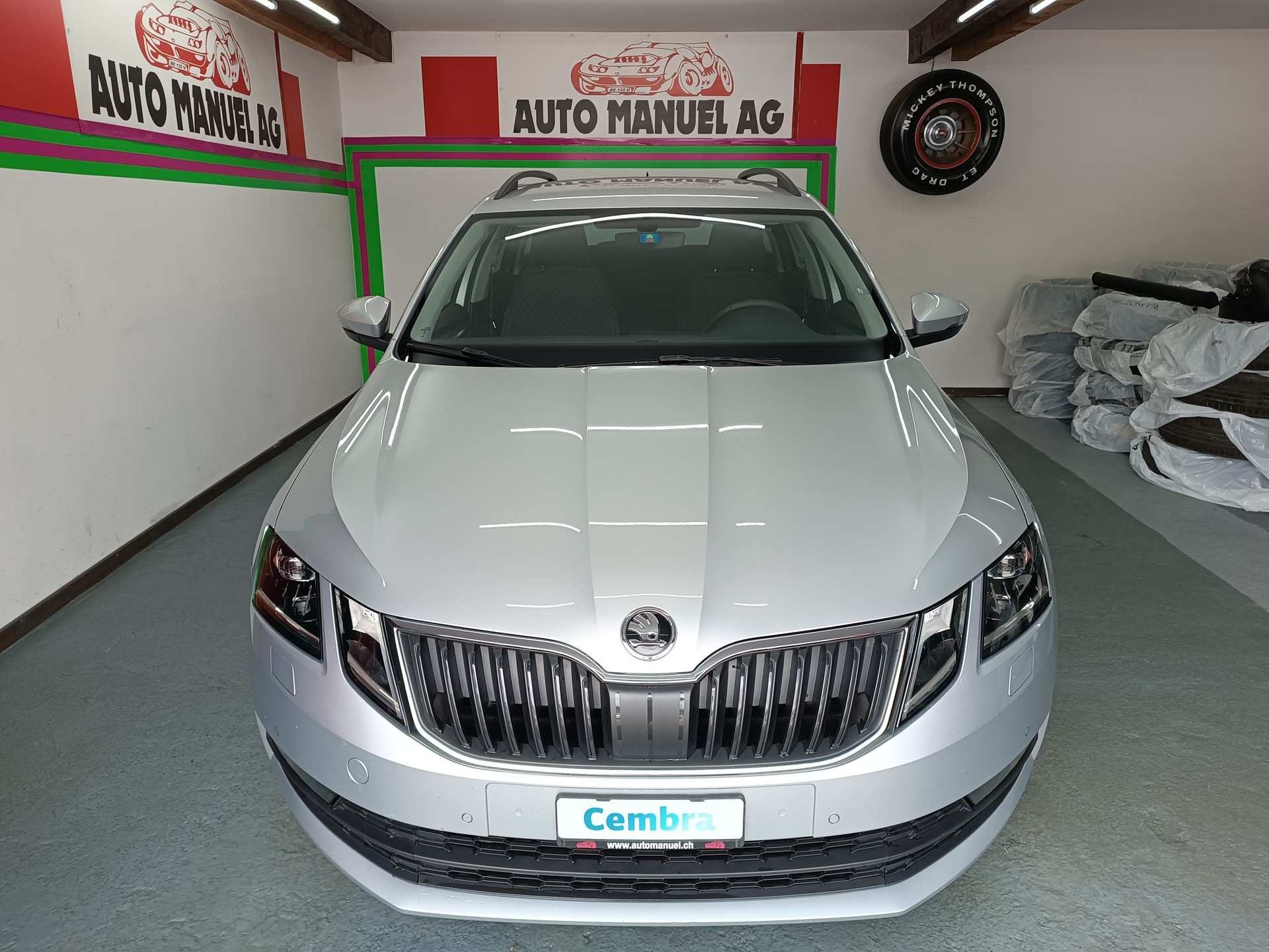 SKODA Octavia Combi 2.0 TDI Ambition 4x4-image-0