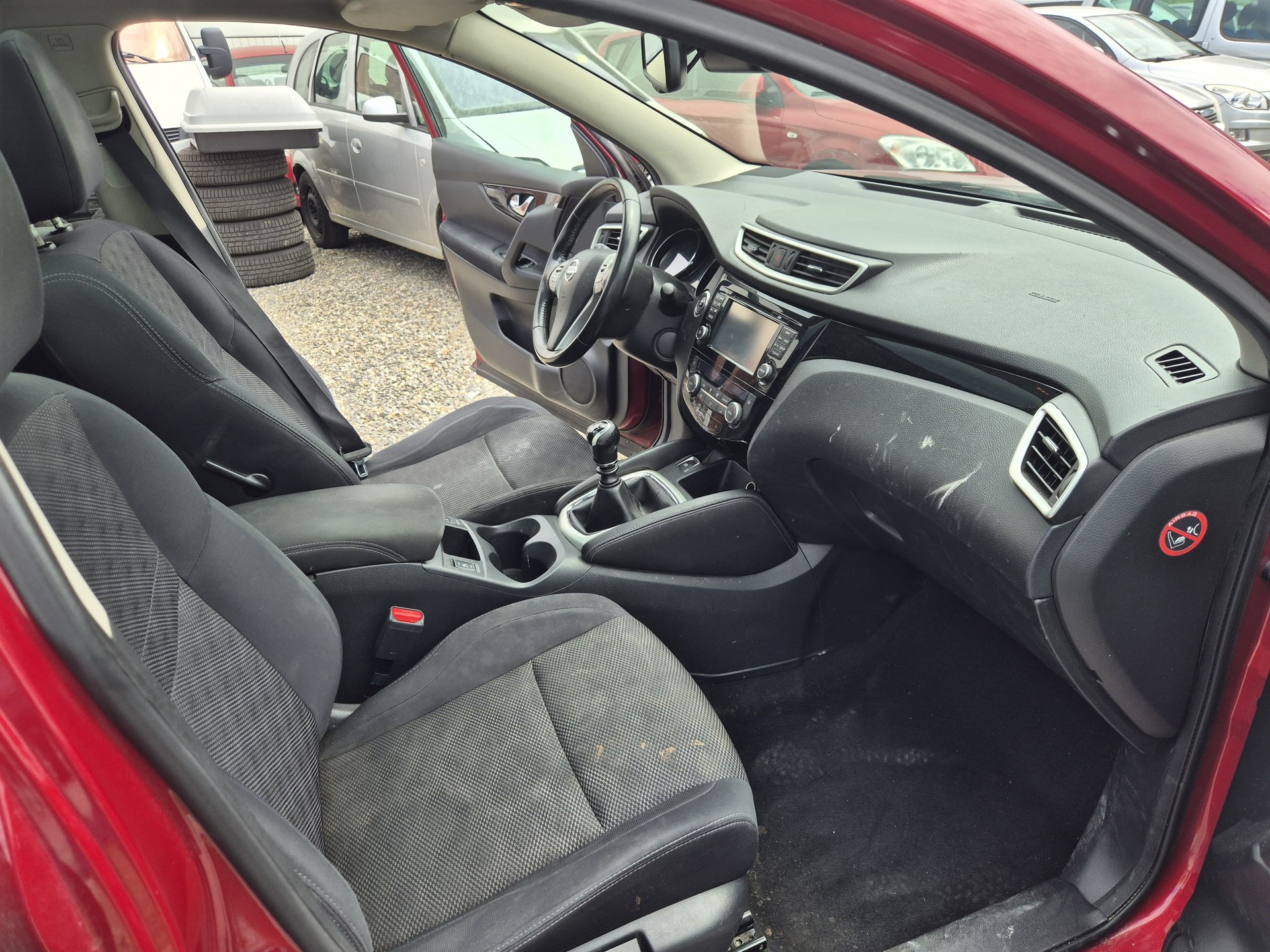 NISSAN Qashqai 1.6 DIG-T tekna-image-10