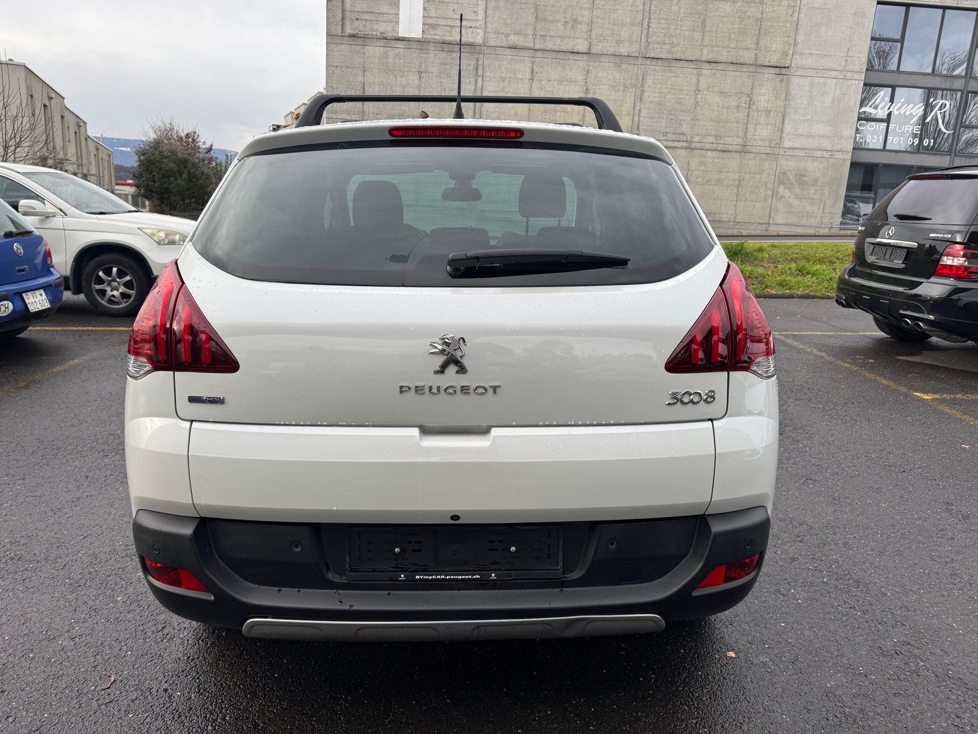 PEUGEOT 3008 1.6 Blue HDI Sensation Tiptronic-image-5