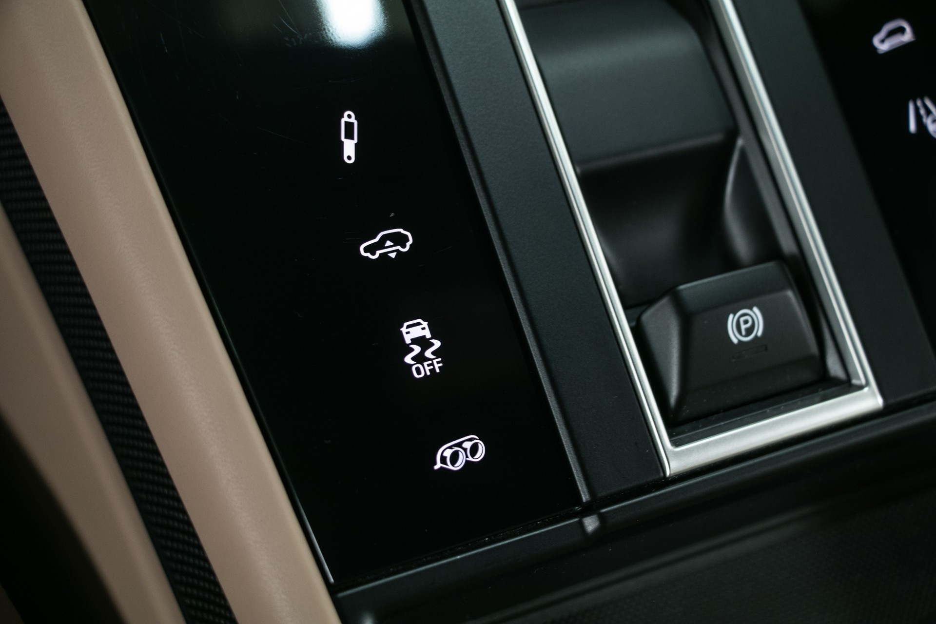PORSCHE Macan S PDK-image-11