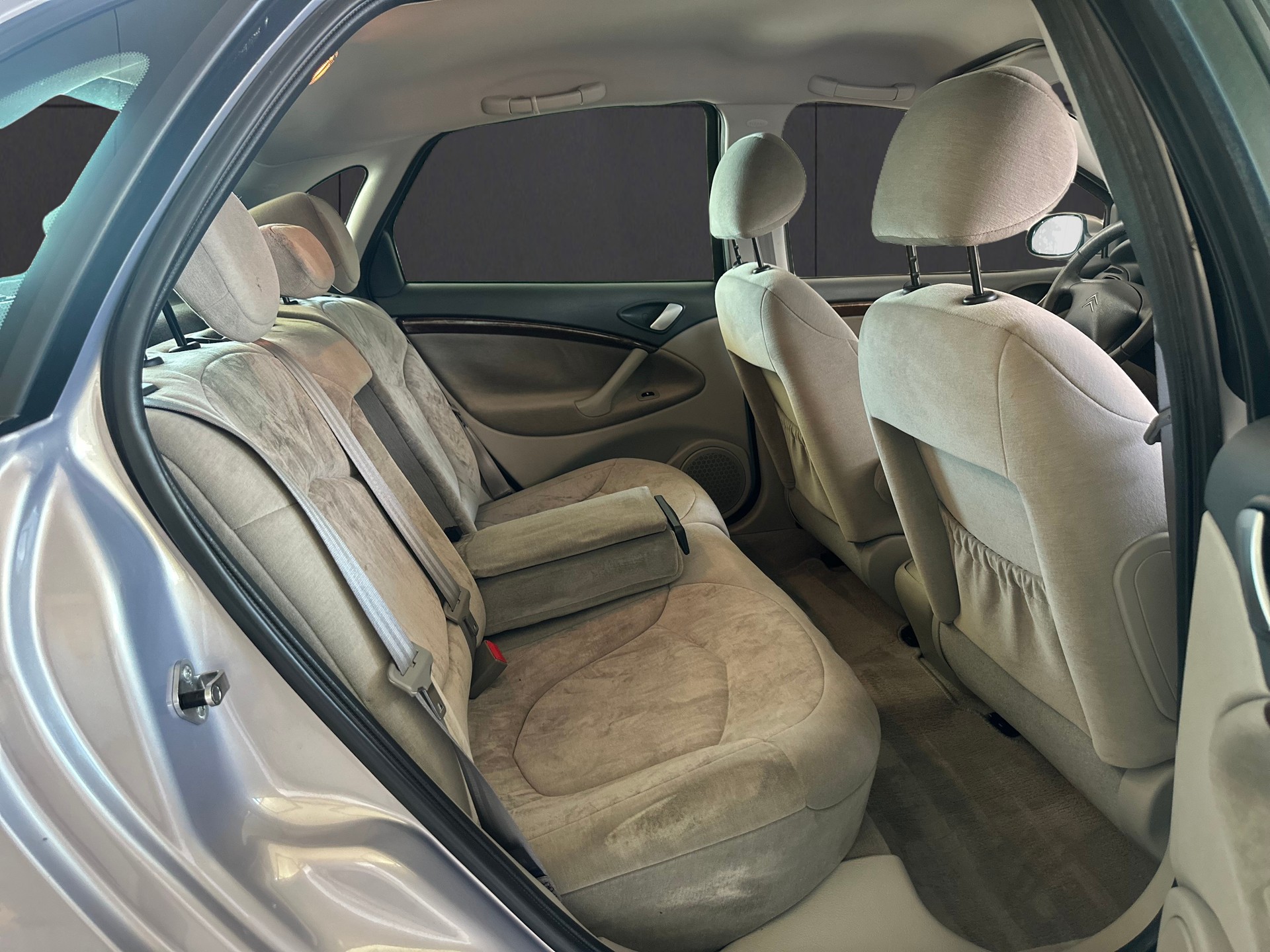 CITROEN C5 Berline 2.0i 16V SX Automatic-image-9