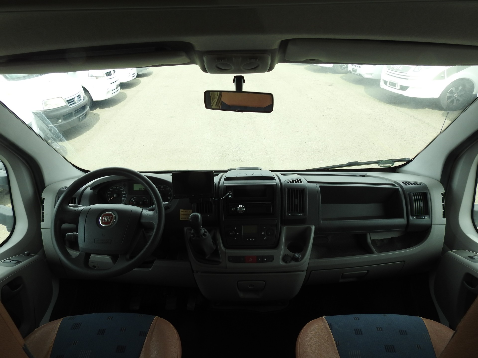 FIAT Dethleffs Globe R-image-10