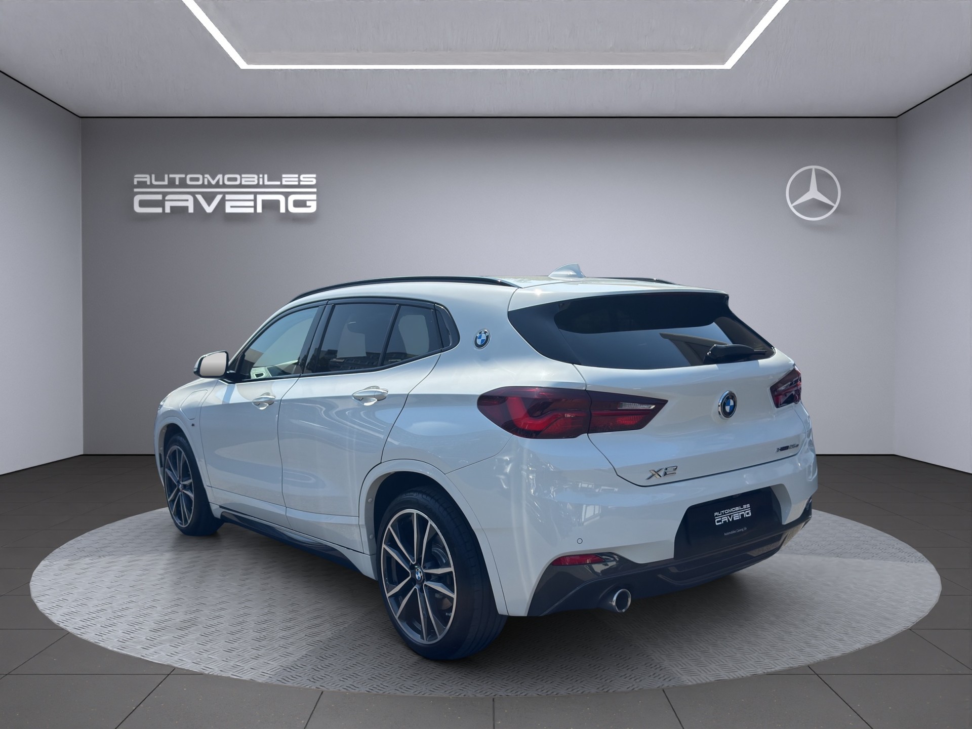 BMW X2 xDrive 25e M Sport Steptronic-image-2