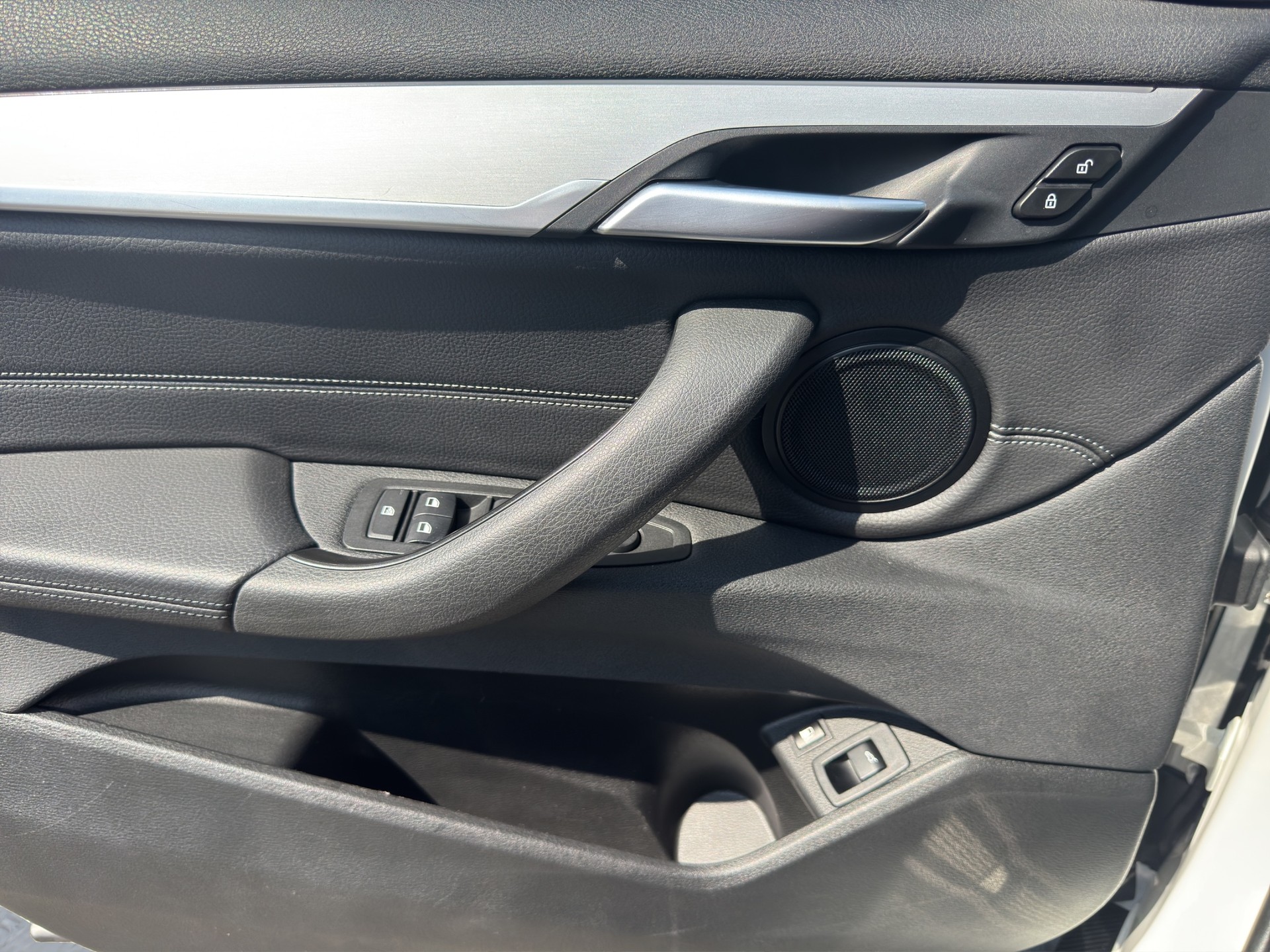 BMW X2 xDrive 25e M Sport Steptronic-image-9
