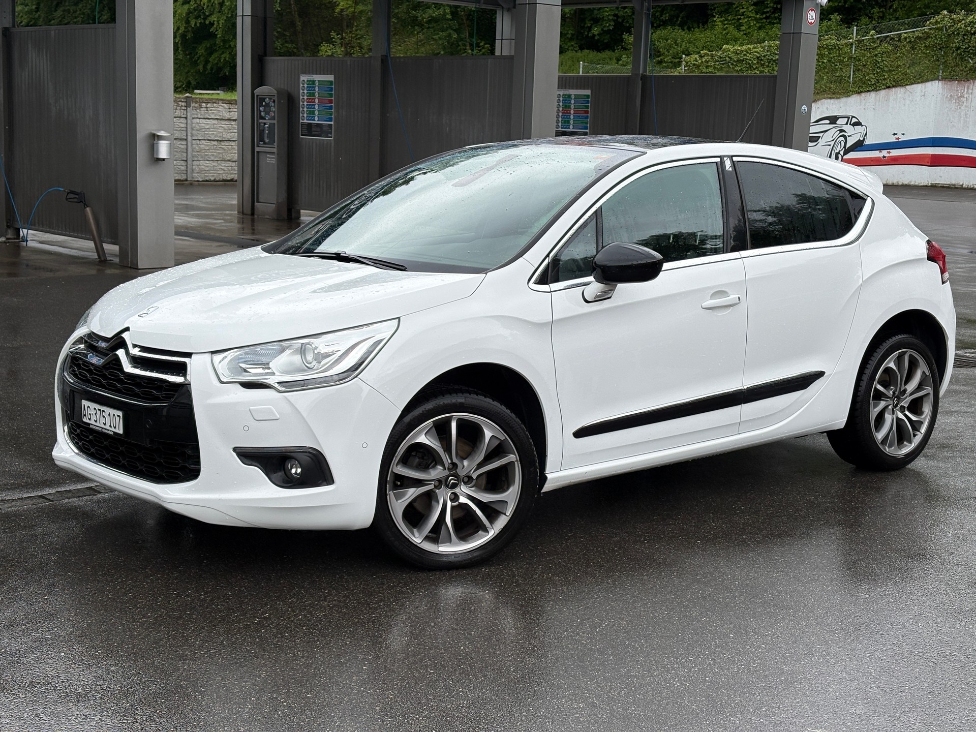 DS AUTOMOBILES 2.0 HDi Dark Top-image-0