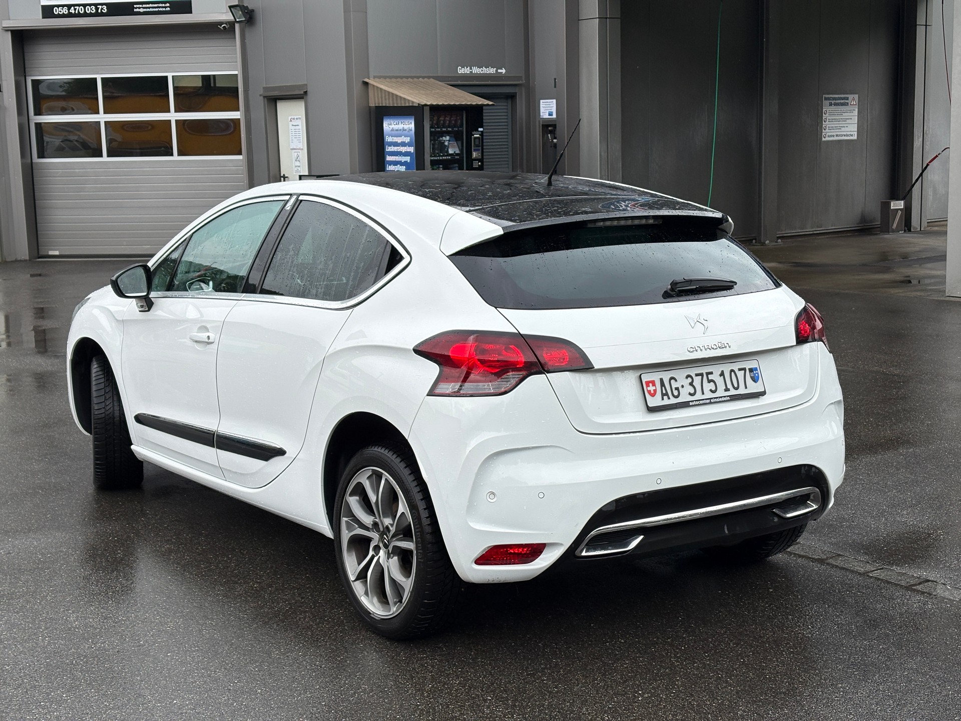 DS AUTOMOBILES 2.0 HDi Dark Top-image-4