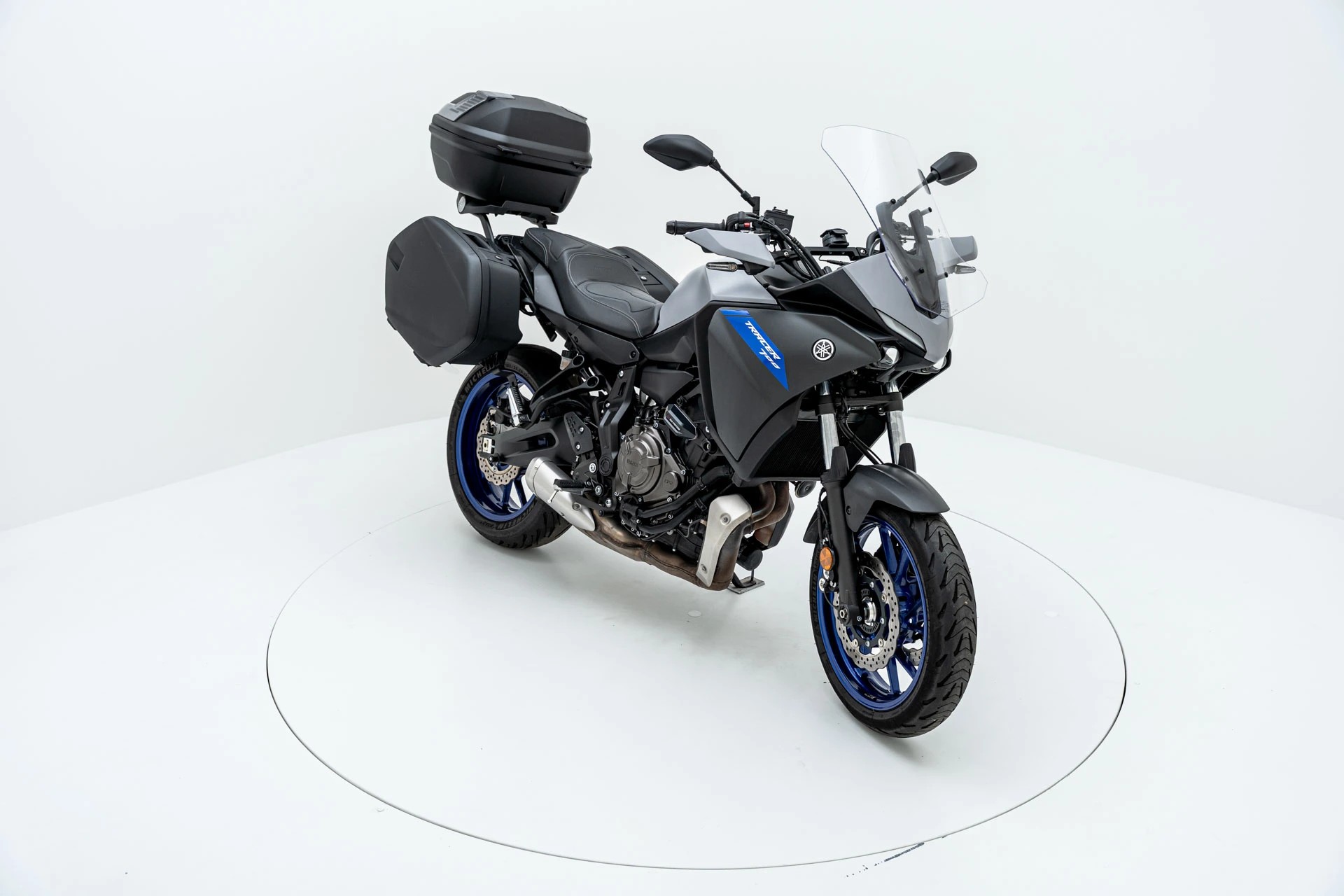 YAMAHA TRACER 7-showroom-element-1