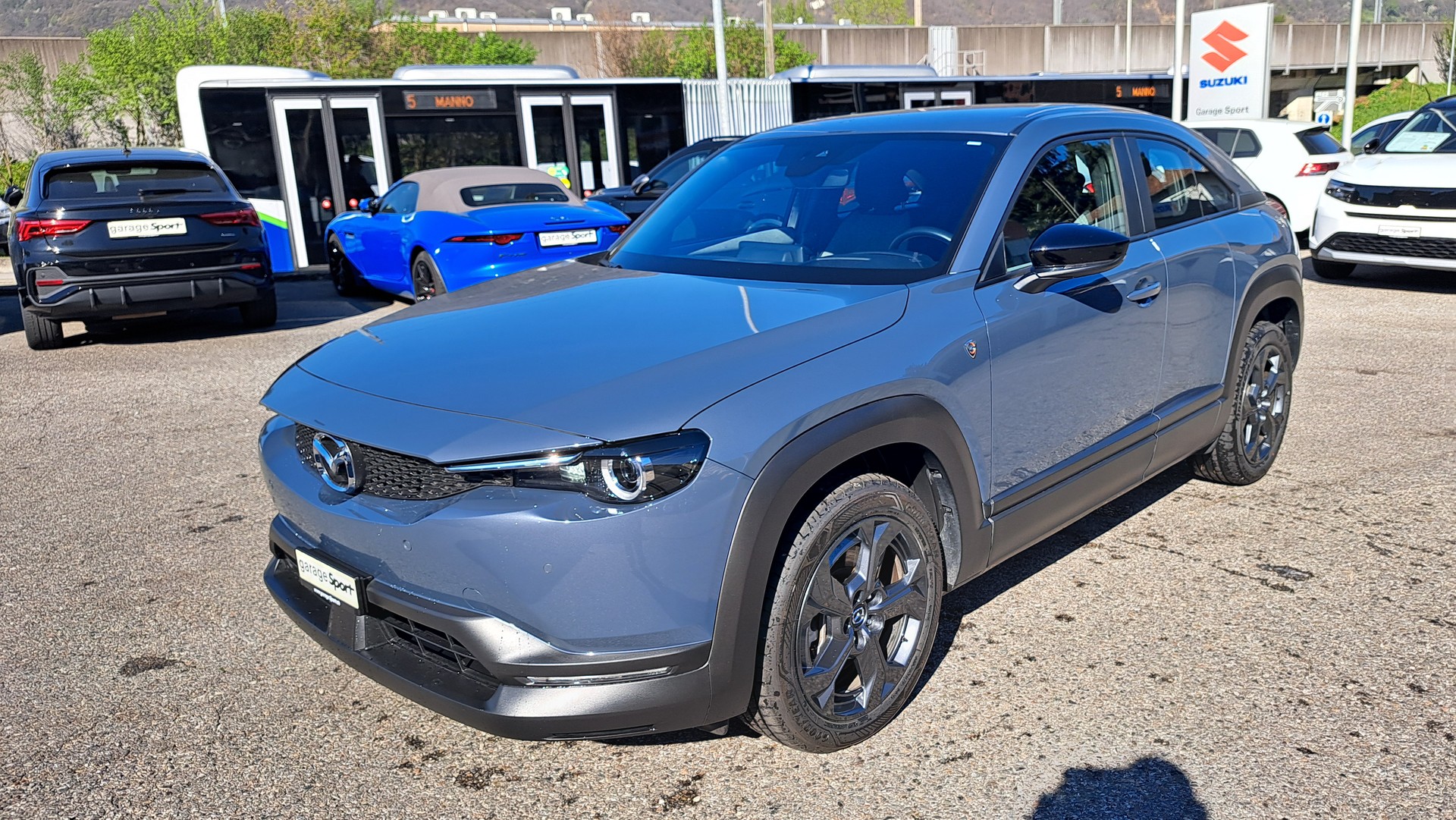 MAZDA MX-30 PHEV e-Skyactiv R-EV 170 Exclusive-Line-image-2