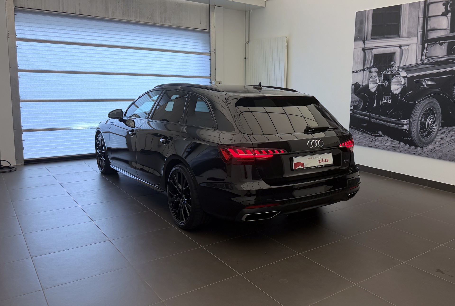 AUDI A4 Avant 40 TDI S line Attraction quattro S-tronic-image-23