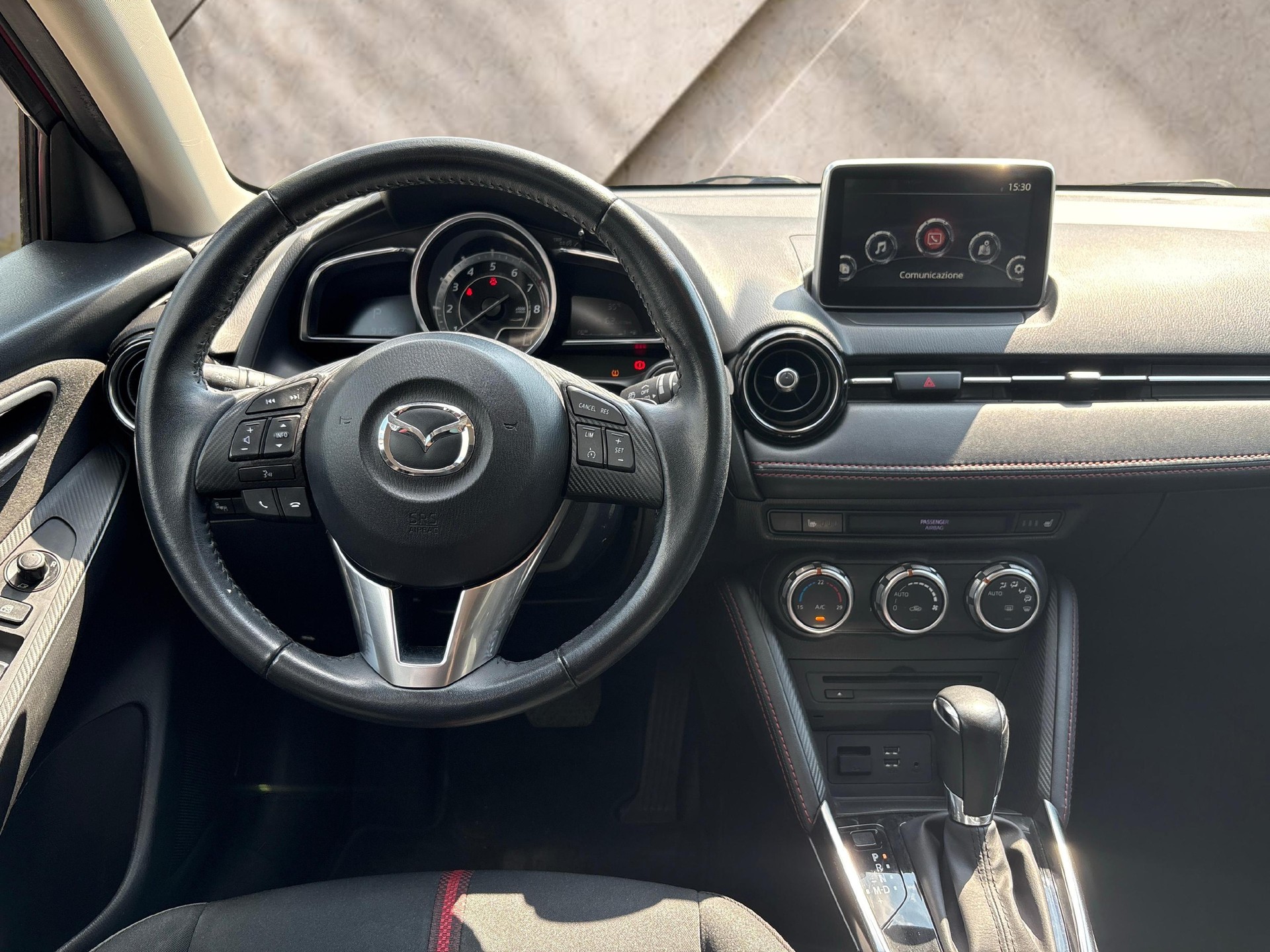 MAZDA 2 1.5 90 Revolution-image-8