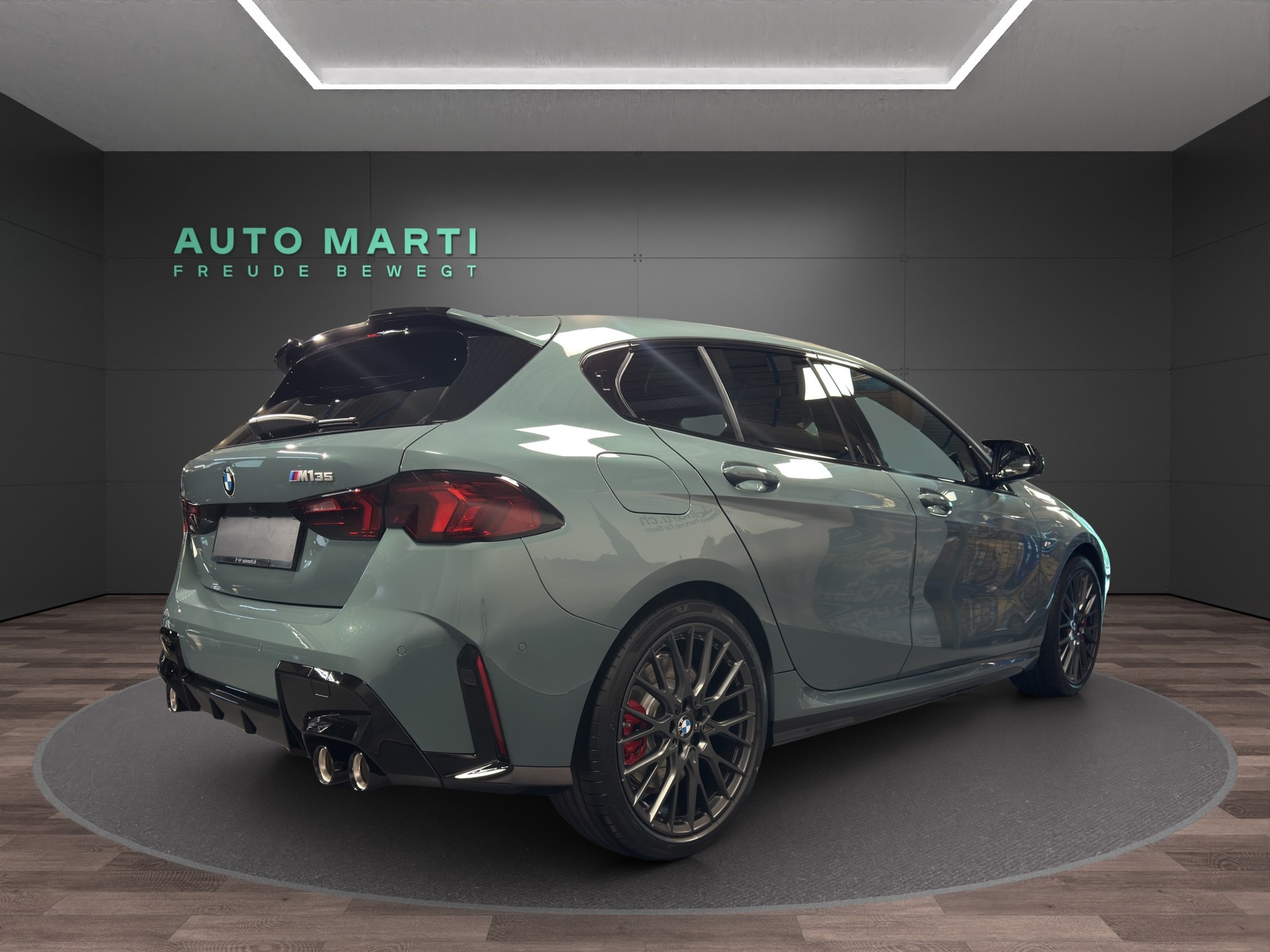 BMW M135i xDrive-image-3