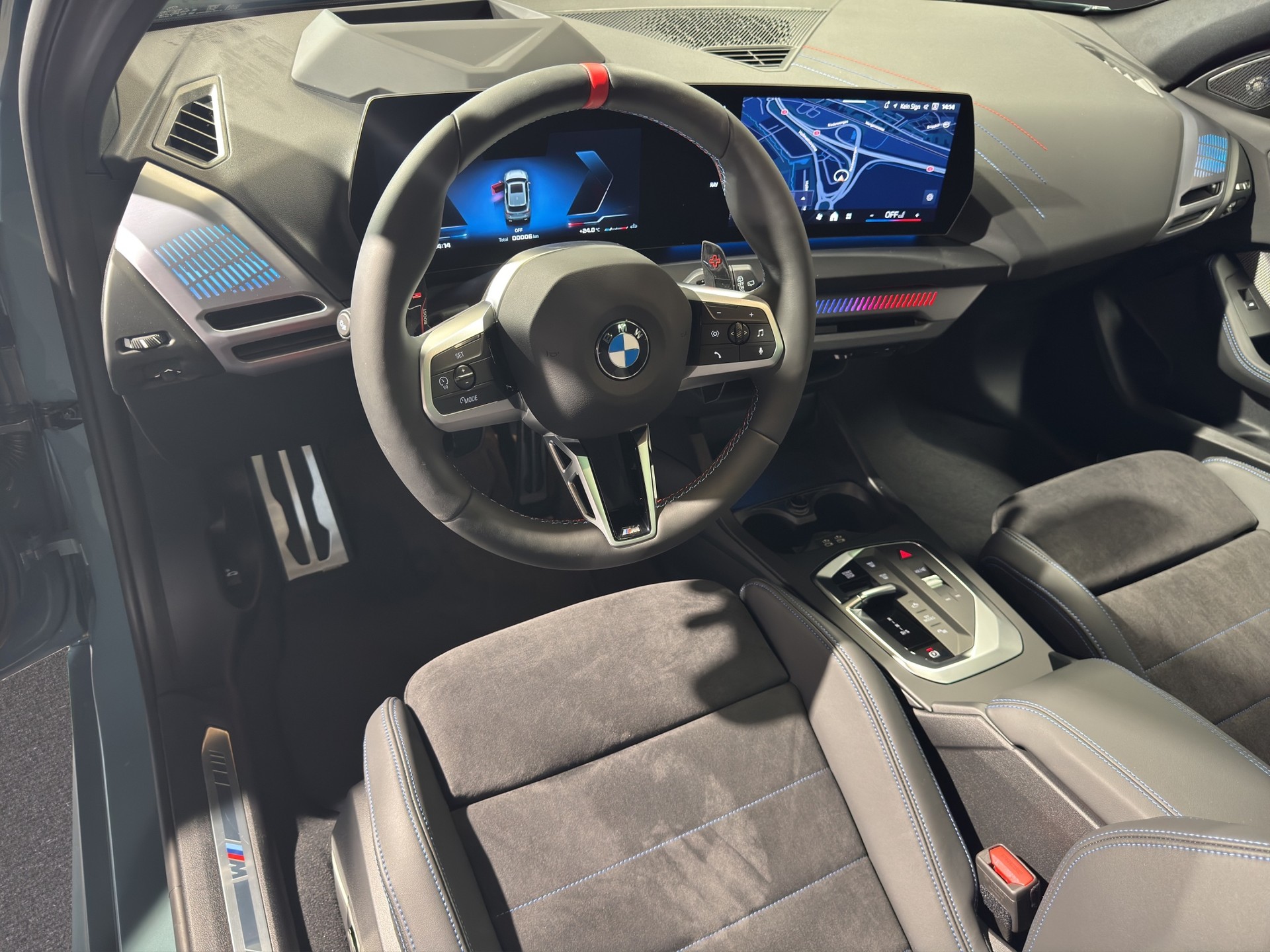 BMW M135i xDrive-image-7