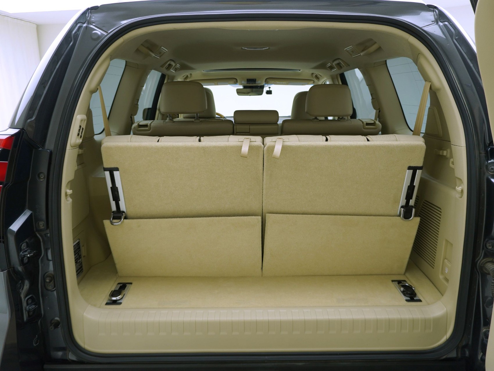TOYOTA Land Cruiser 2.8 D Premium-image-13