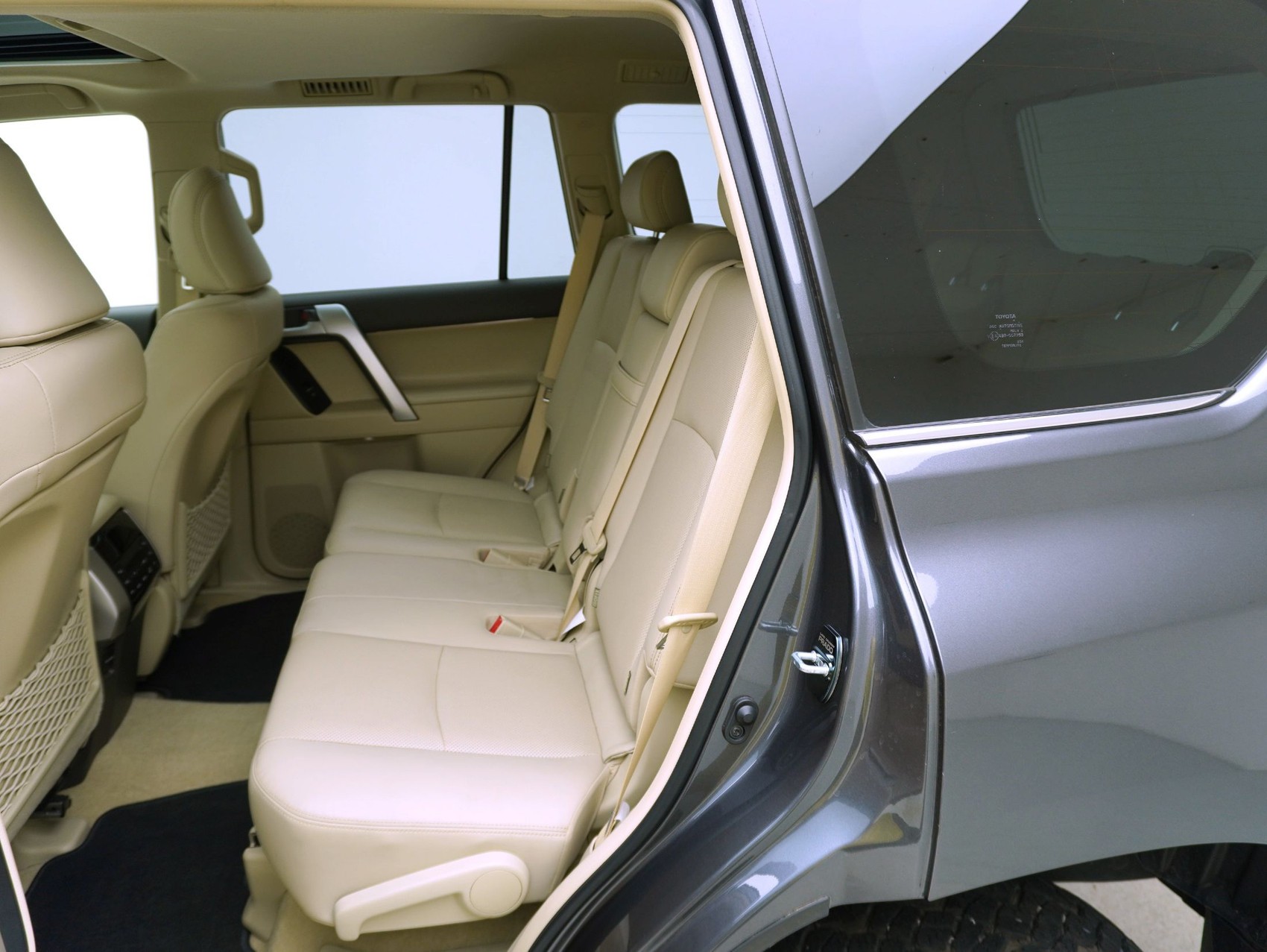 TOYOTA Land Cruiser 2.8 D Premium-image-11