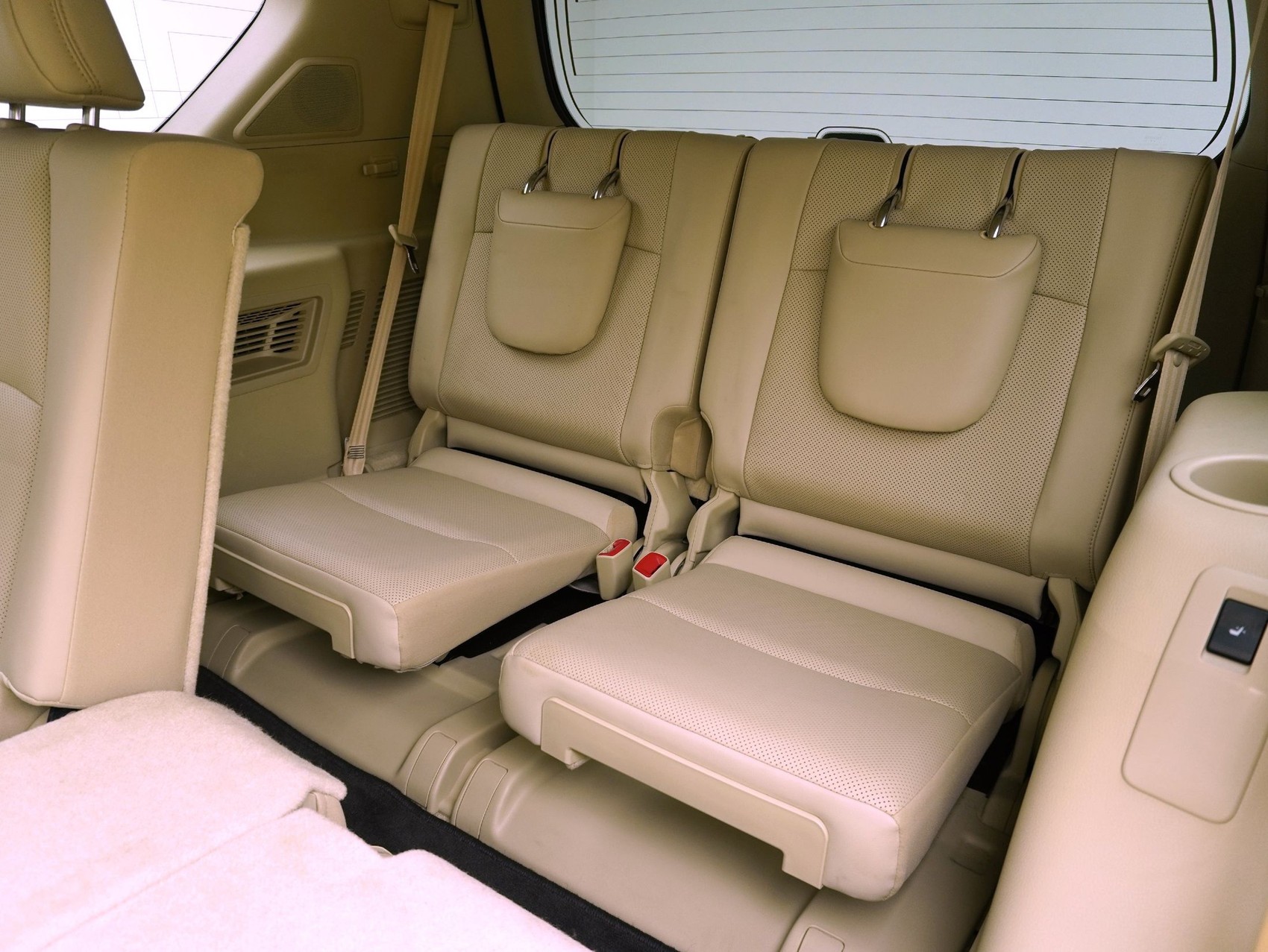 TOYOTA Land Cruiser 2.8 D Premium-image-12