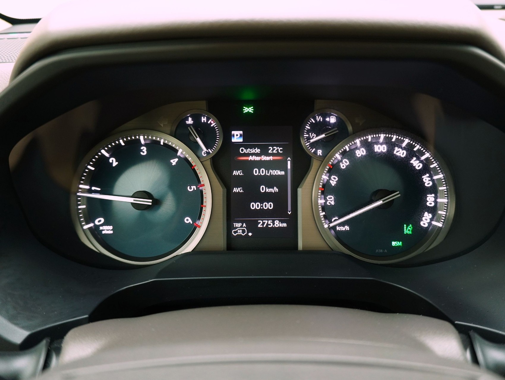 TOYOTA Land Cruiser 2.8 D Premium-image-19