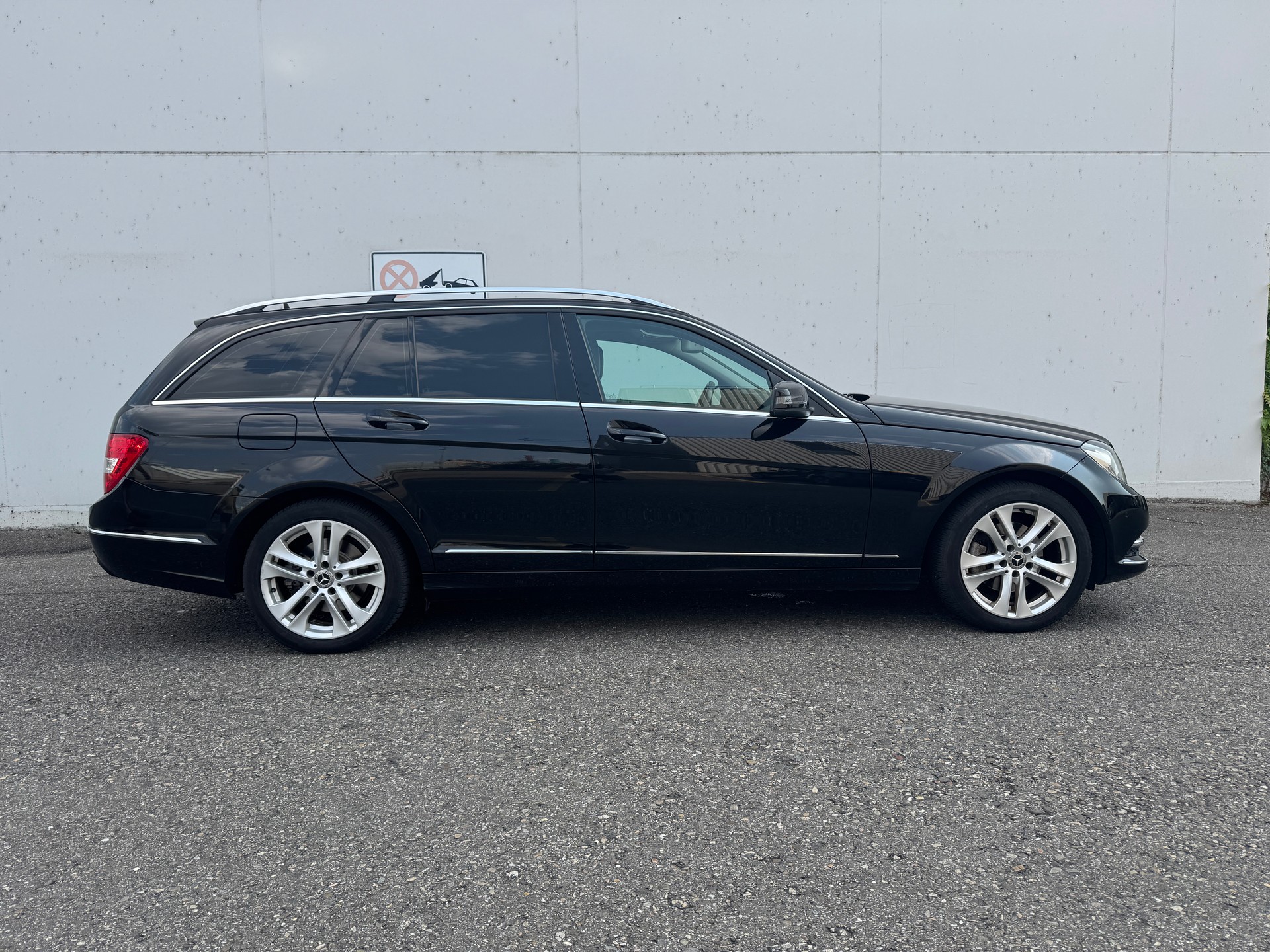 MERCEDES-BENZ C 220 CDI Avantgarde-image-3
