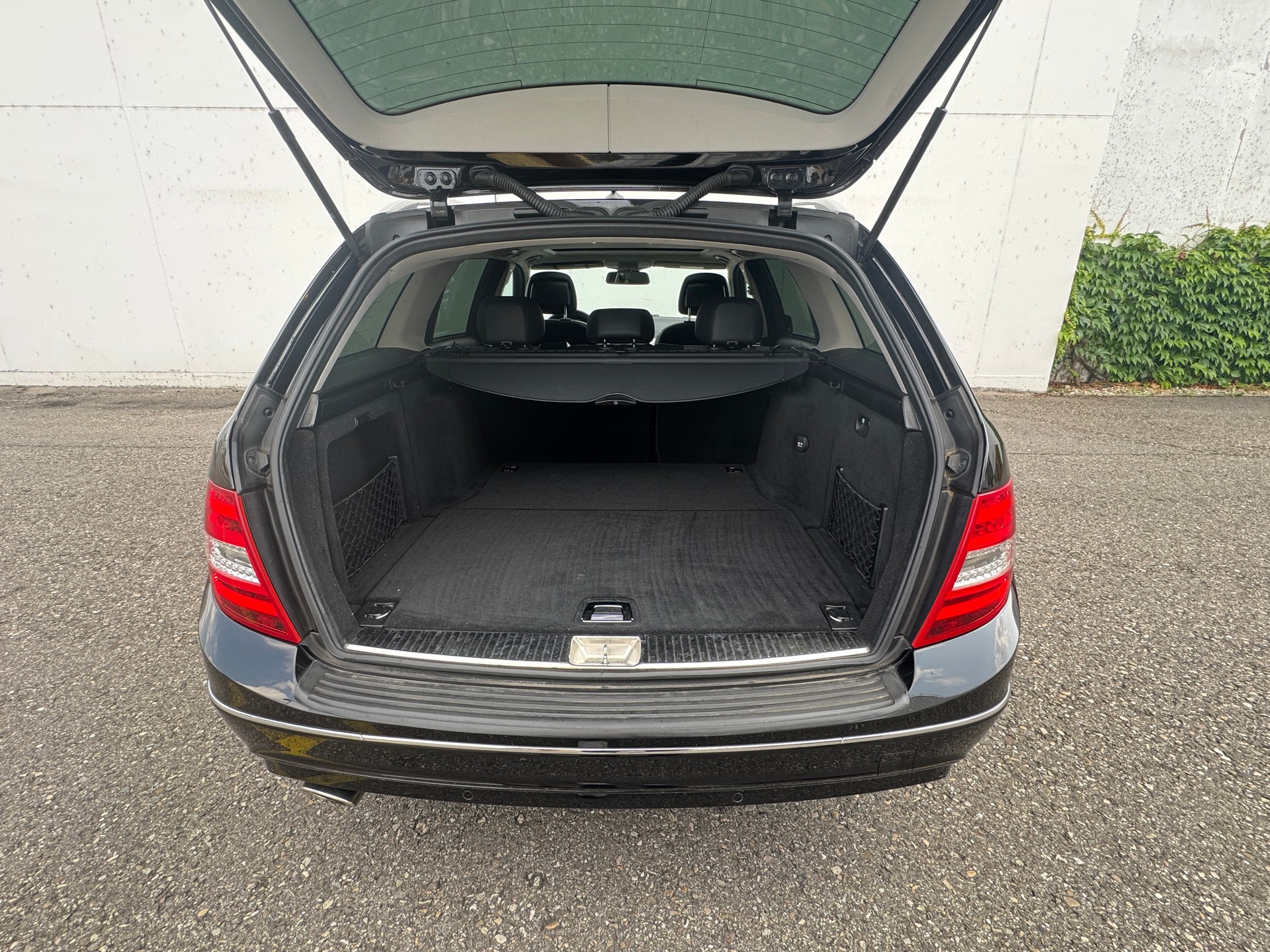MERCEDES-BENZ C 220 CDI Avantgarde-image-6