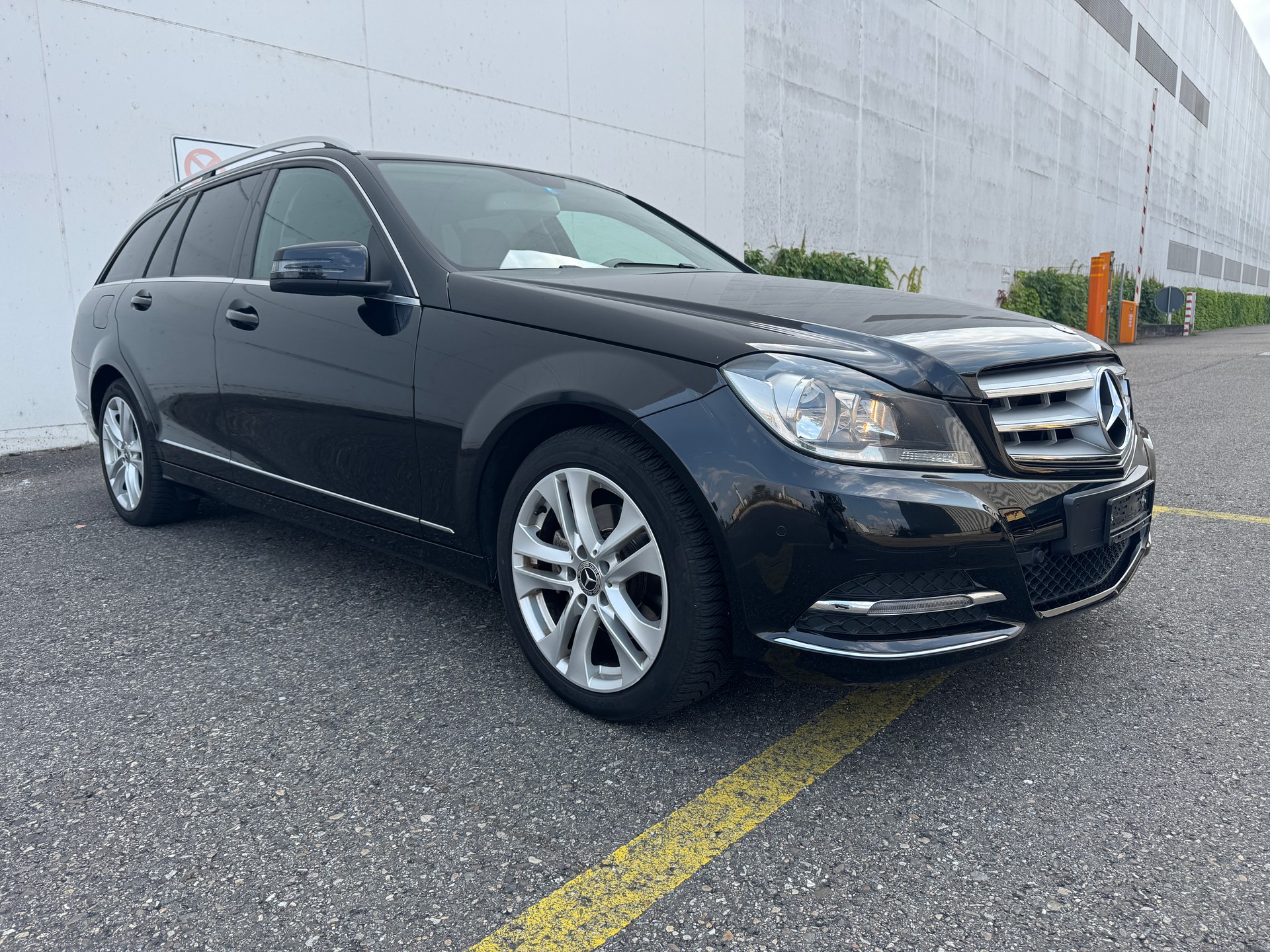 MERCEDES-BENZ C 220 CDI Avantgarde-image-2