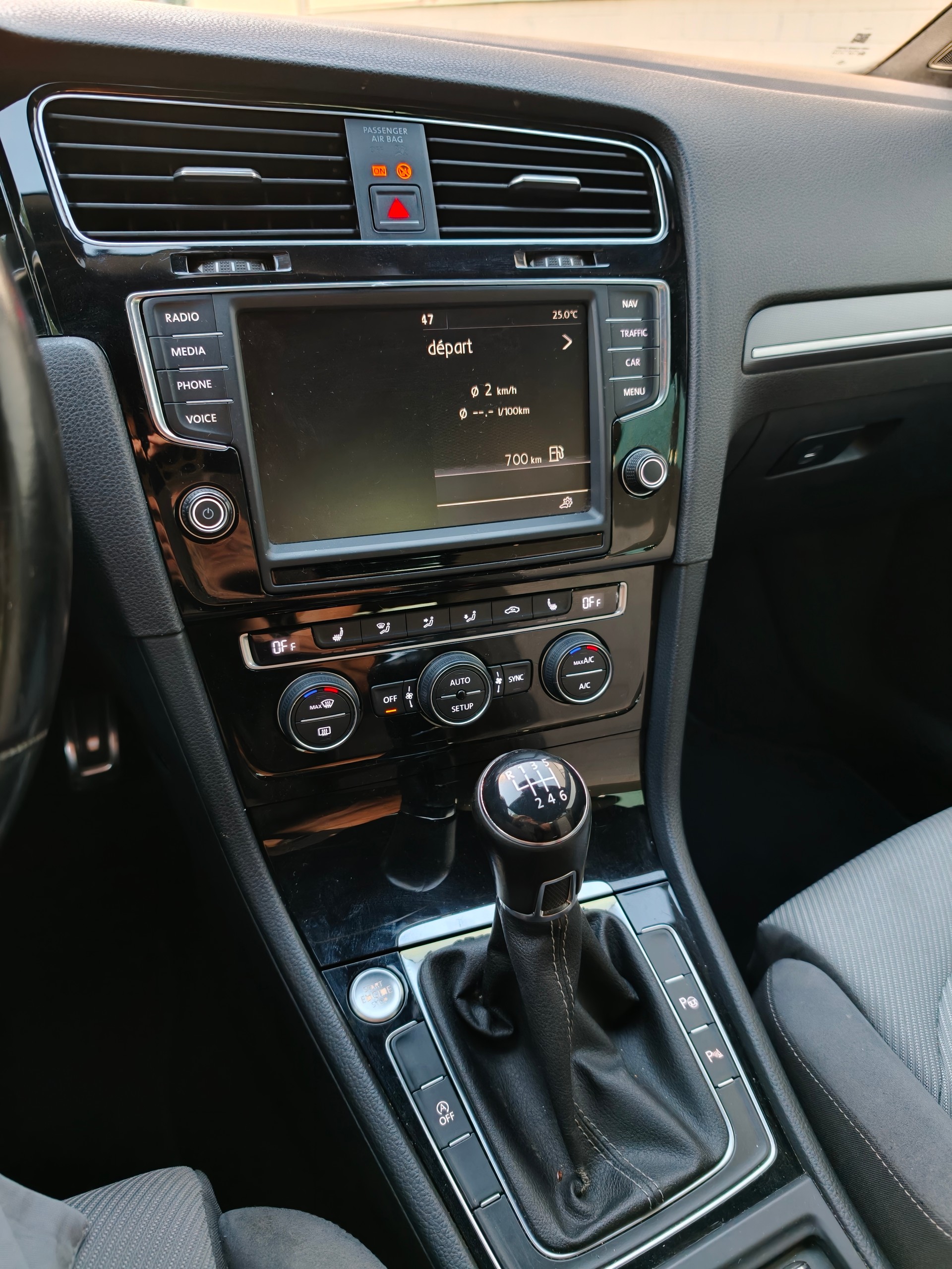 VW Golf 1.4 TSI Cup R-Line-image-12