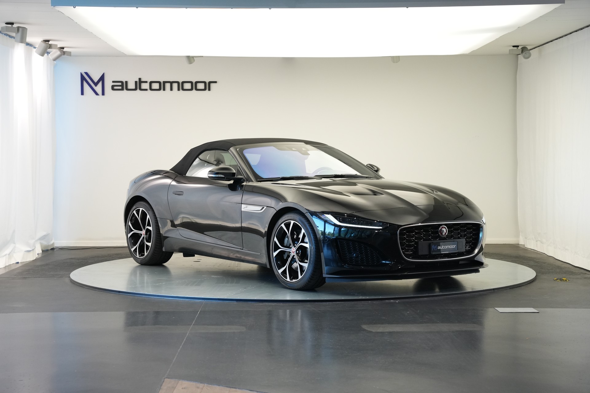 JAGUAR F-Type Convertible 2.0 I4 Automatik-image-10