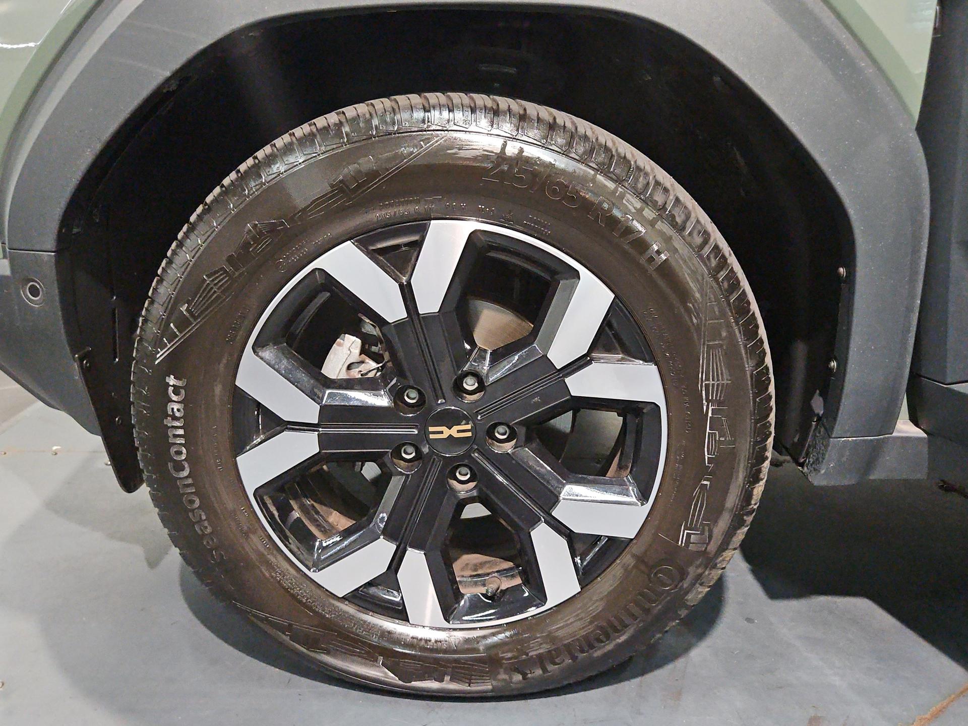 DACIA Duster TCe 130 48V Extreme 4x4-image-17