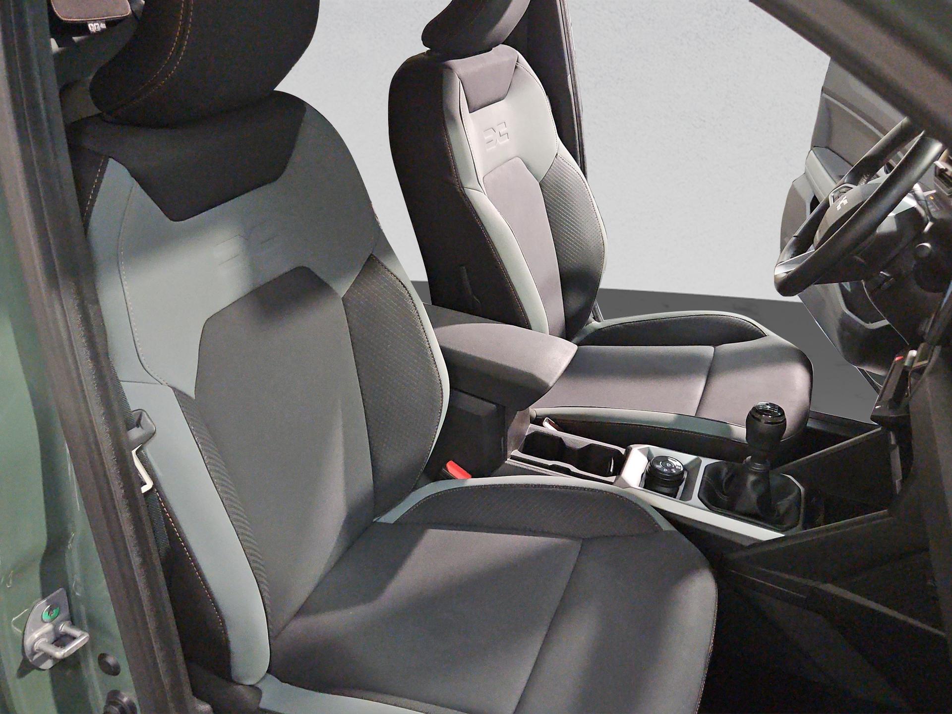 DACIA Duster TCe 130 48V Extreme 4x4-image-15