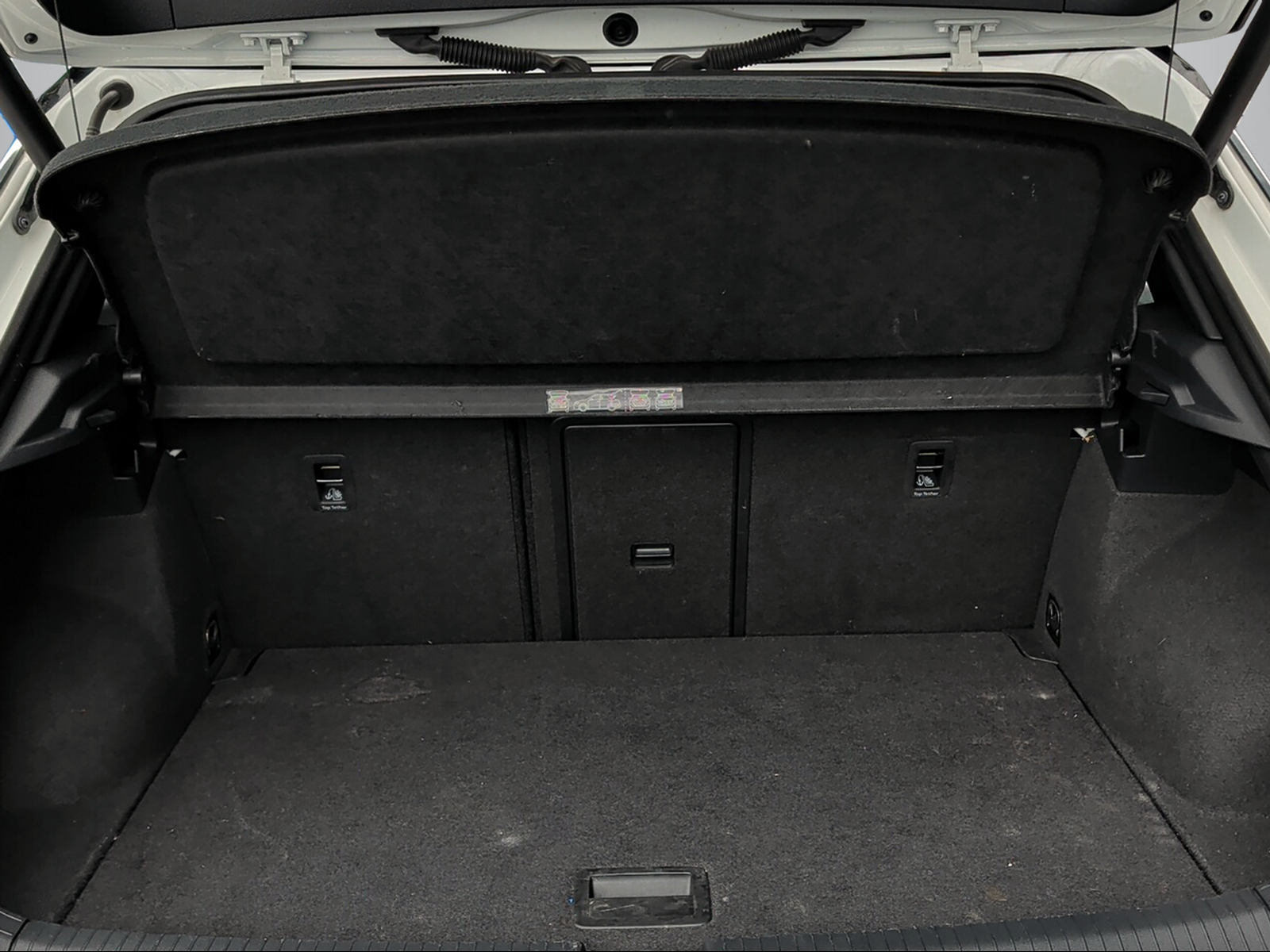 VW T-Roc 2.0 TSI Sport DSG 4Motion-image-8
