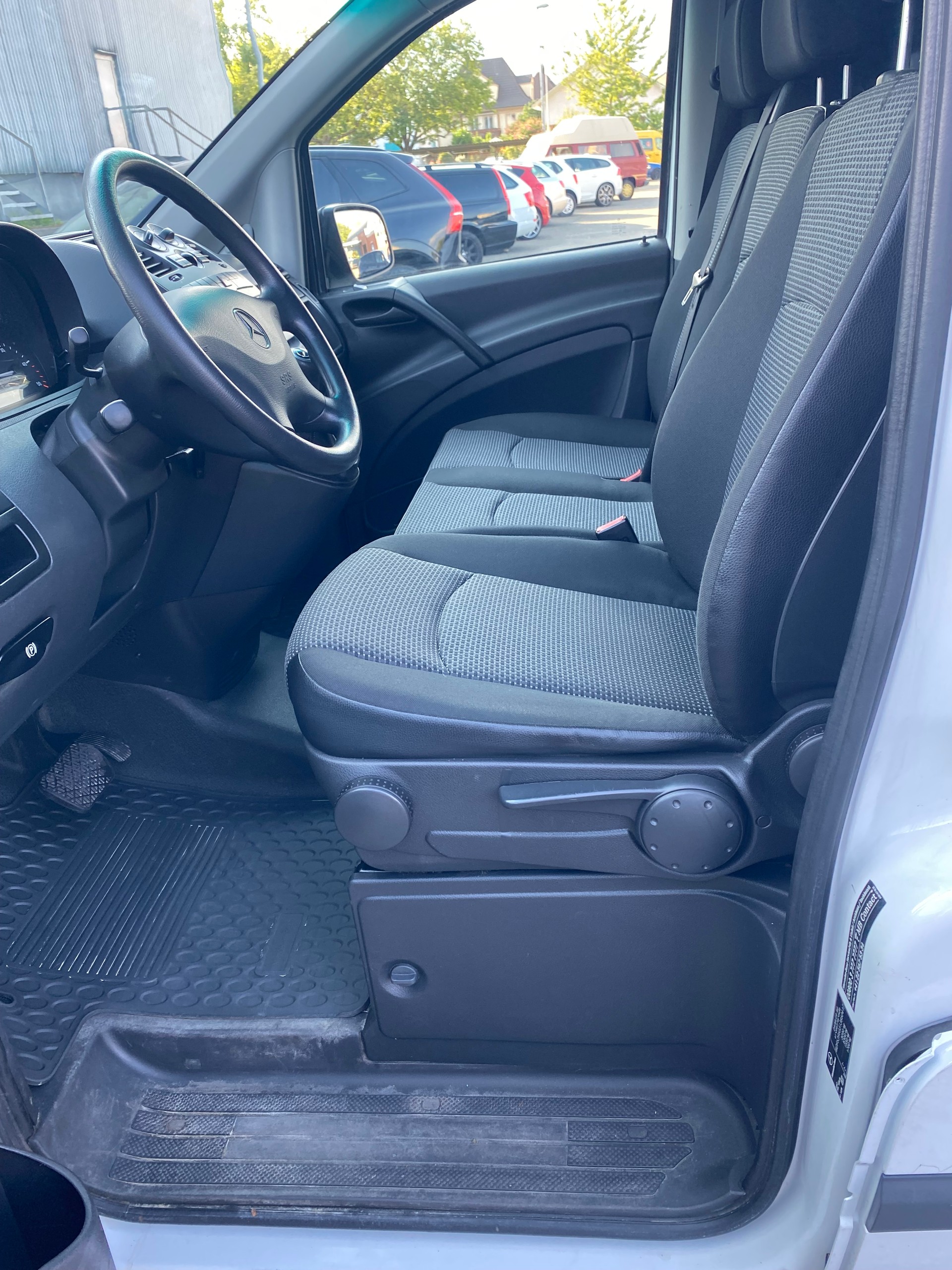 RENAULT Grand Espace 2.0 Turbo Dynamique-image-15