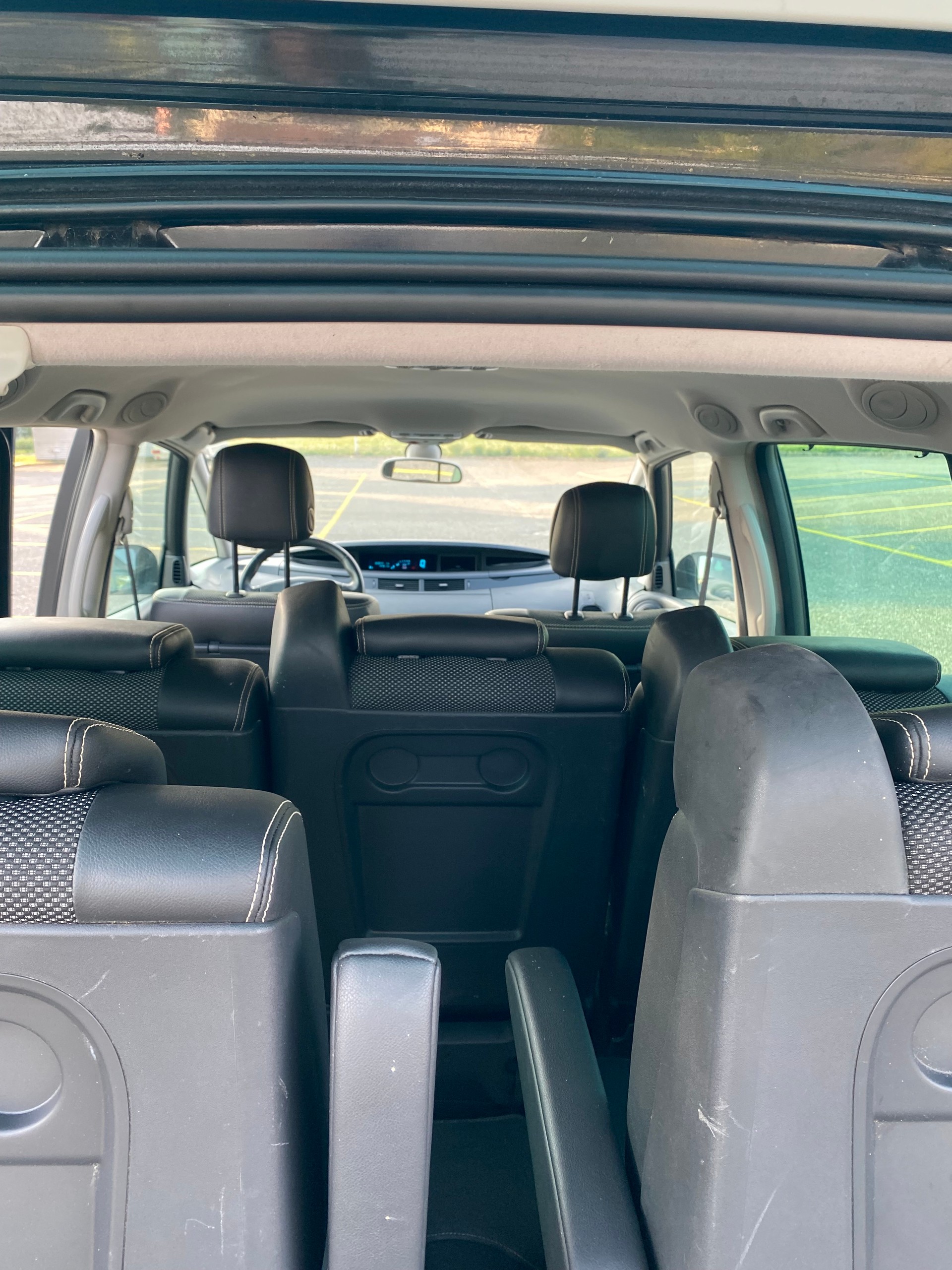 RENAULT Grand Espace 2.0 Turbo Dynamique-image-10