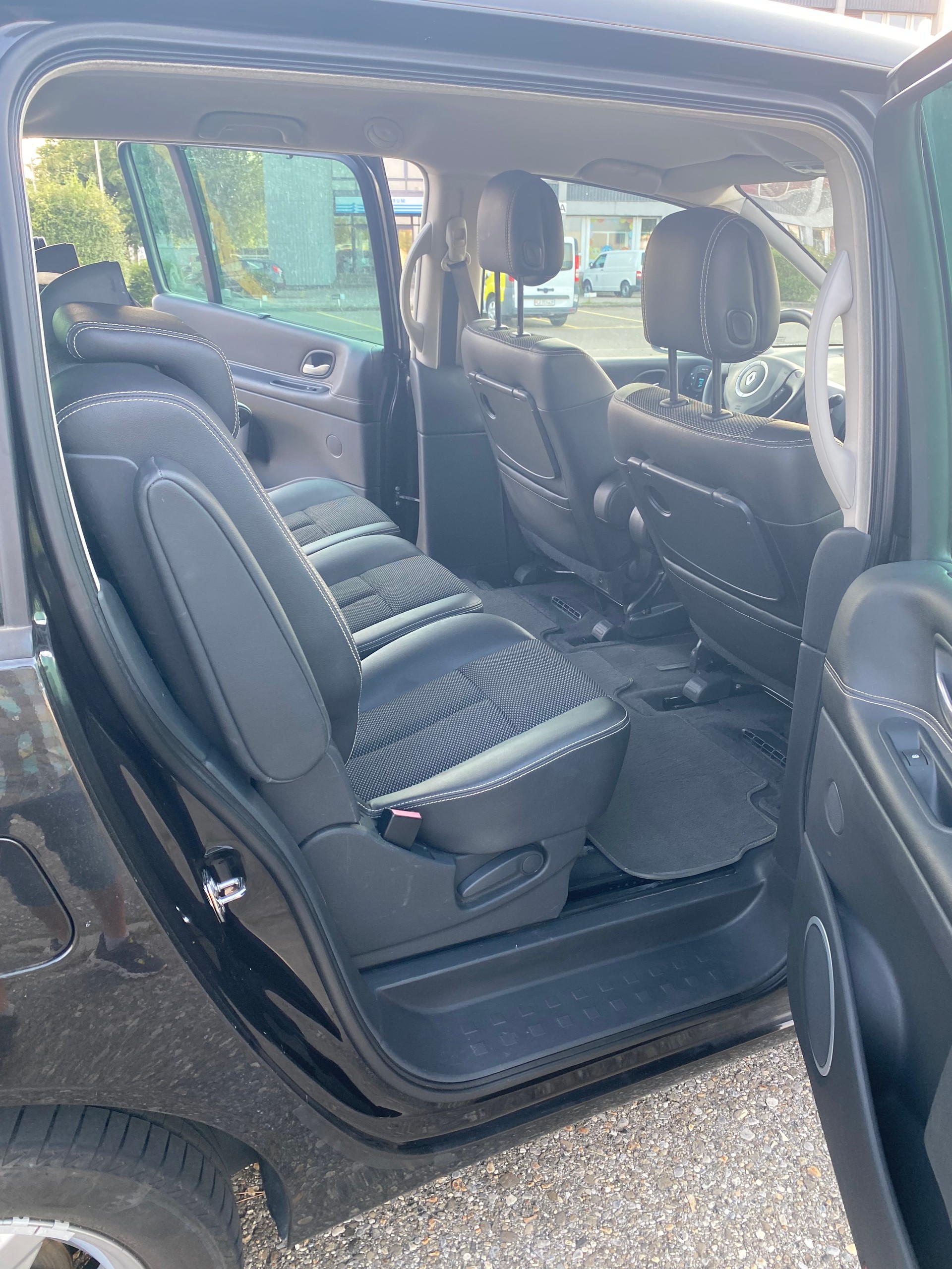 RENAULT Grand Espace 2.0 Turbo Dynamique-image-9