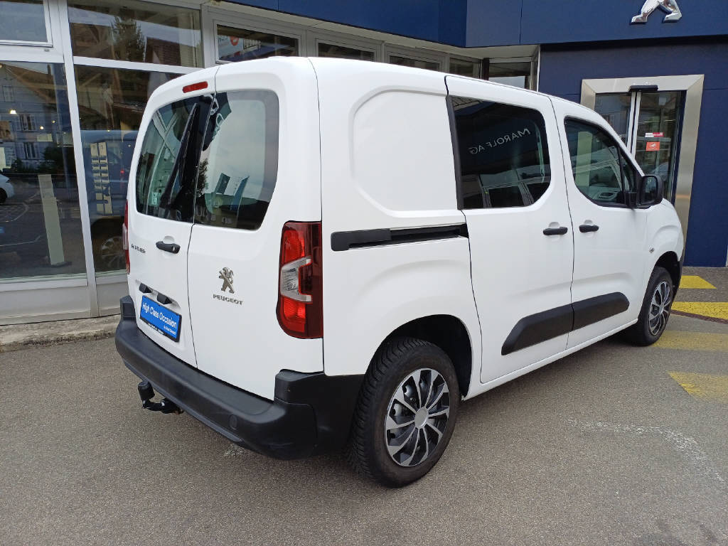 PEUGEOT Partner Kaw. Standard 1.2 110 Premi AHK-image-2