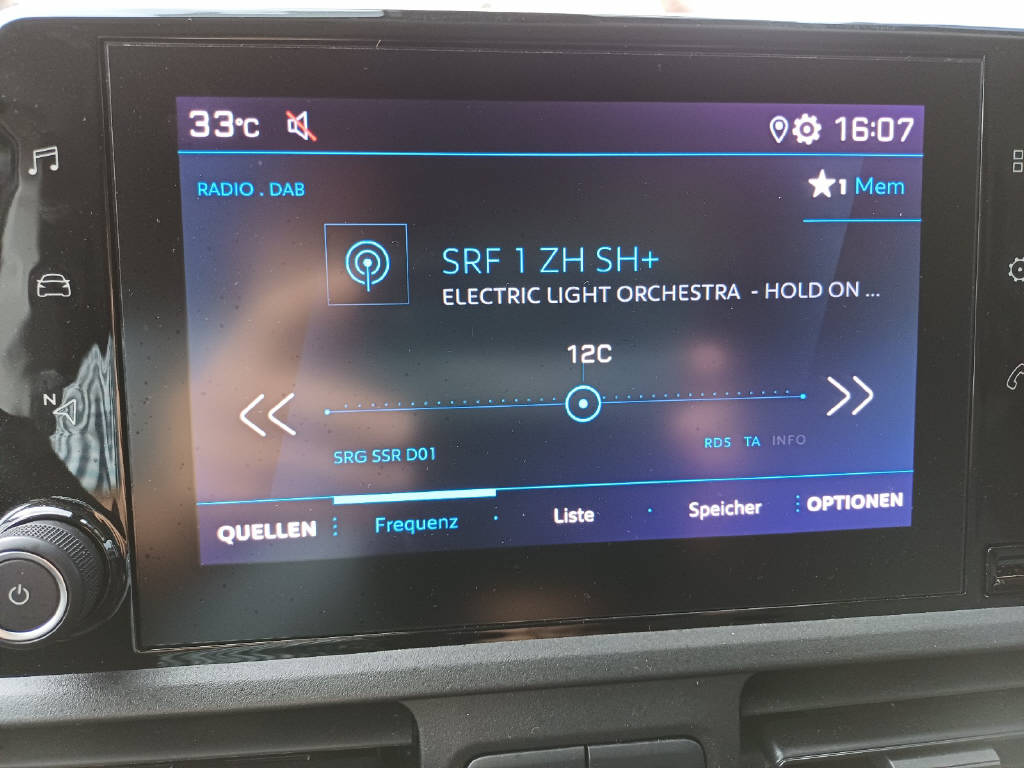 PEUGEOT Partner Kaw. Standard 1.2 110 Premi AHK-image-8