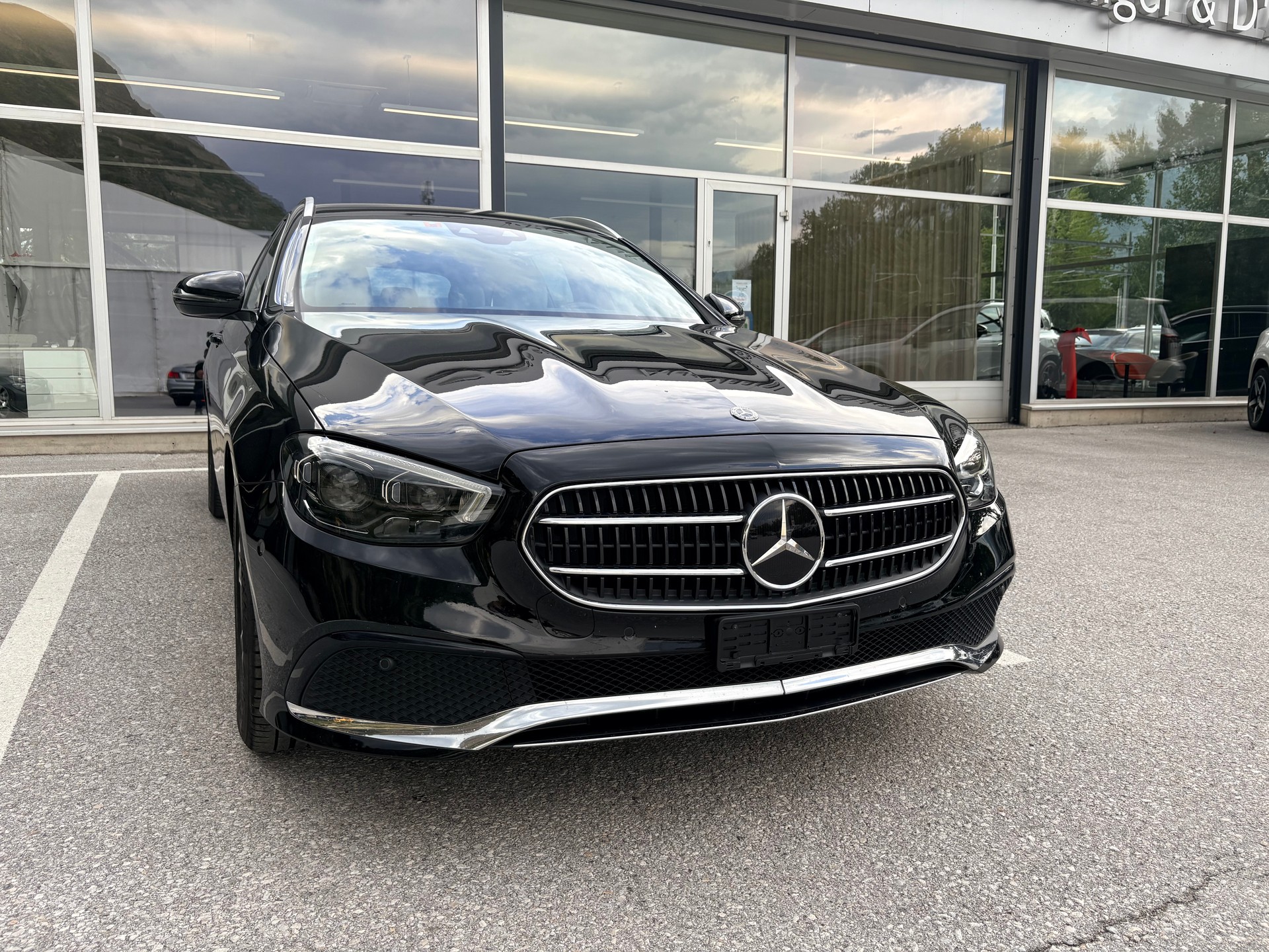 MERCEDES-BENZ E 200 T 4Matic Avantgarde 9G-Tronic