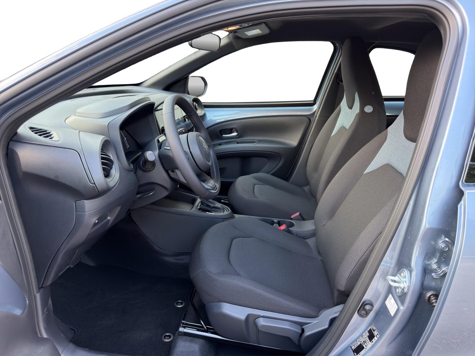 TOYOTA Aygo X 1.5 VVT-i HSD Comfort-image-5