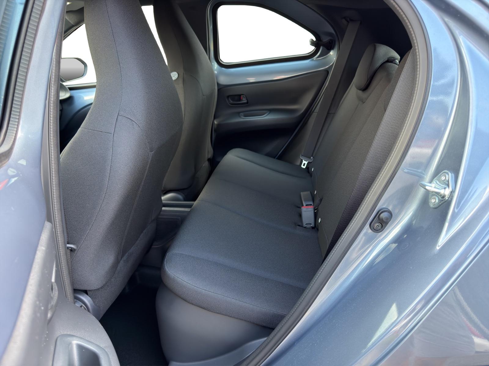 TOYOTA Aygo X 1.5 VVT-i HSD Comfort-image-9