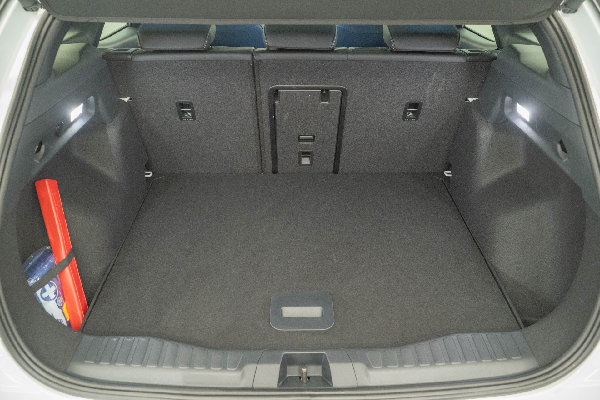 FORD Explorer Extended Range Premium AWD-image-4