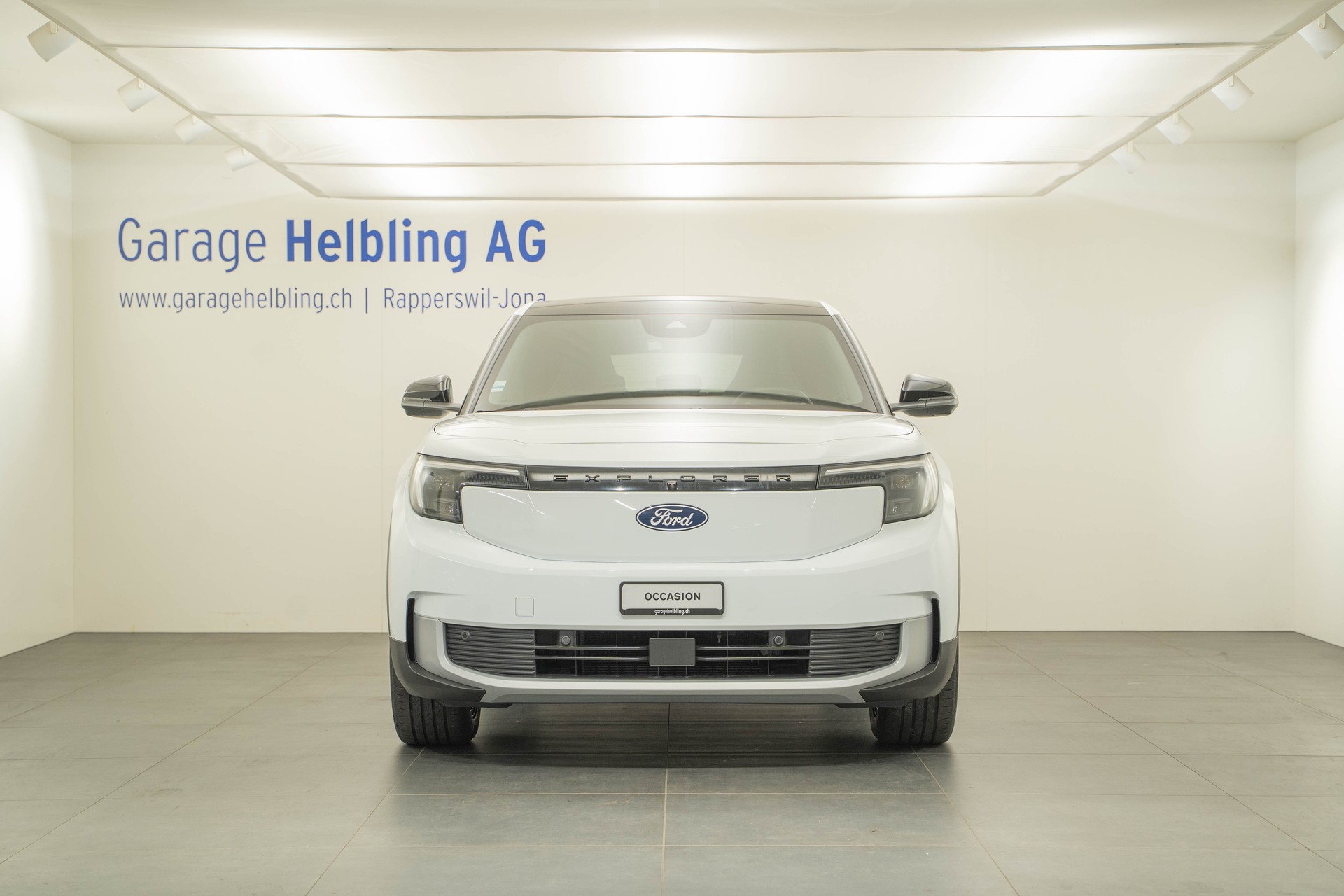 FORD Explorer Extended Range Premium AWD-image-1