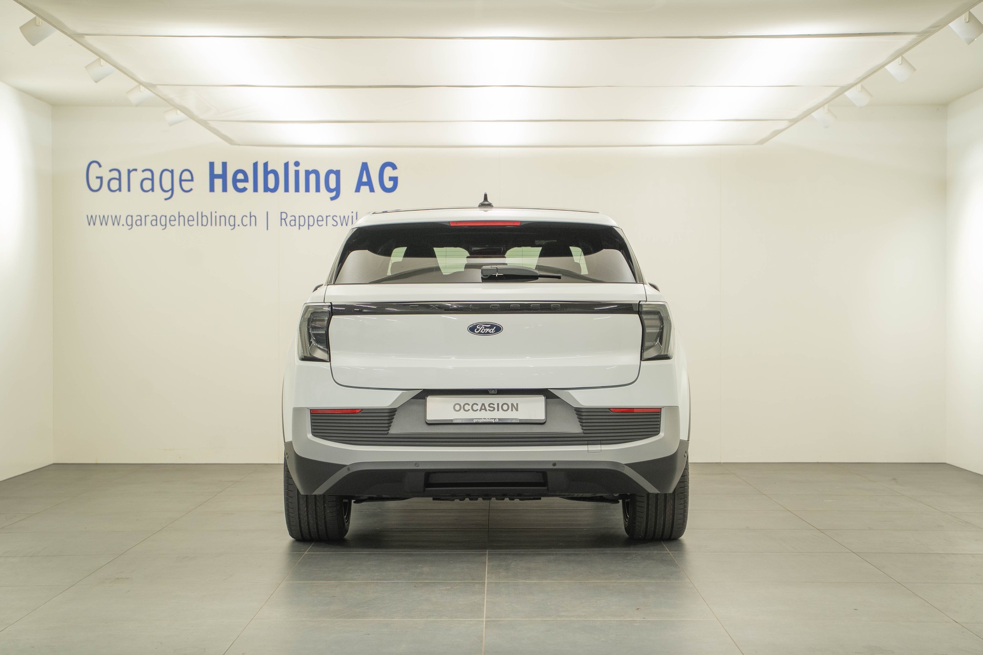 FORD Explorer Extended Range Premium AWD-image-3
