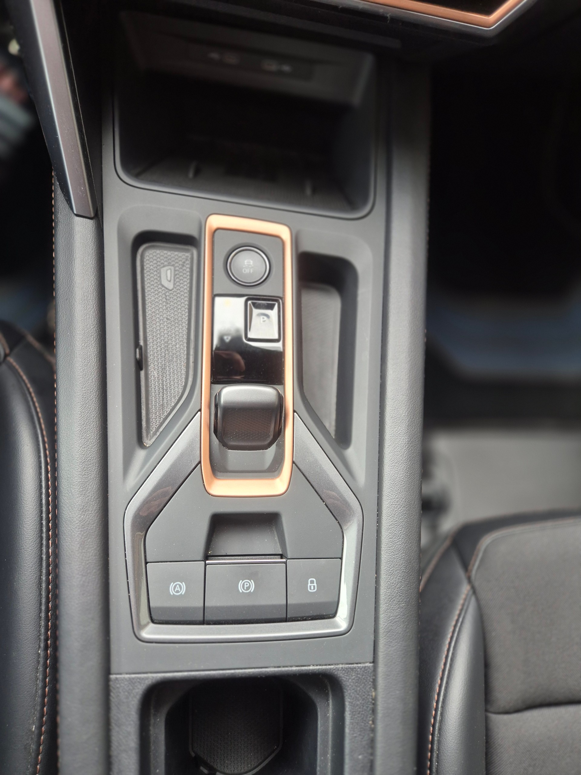 CUPRA LEON SP-image-11