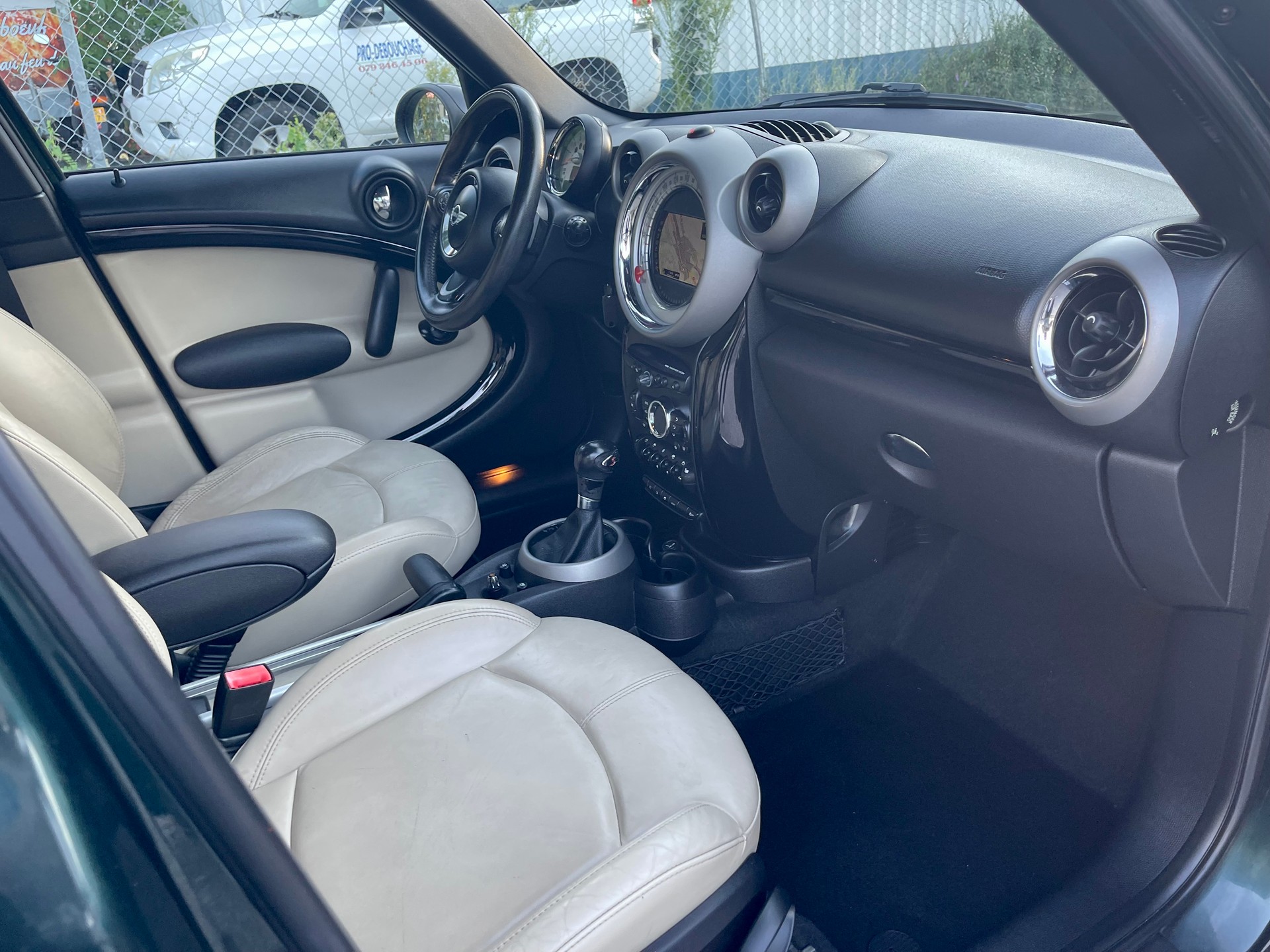 MINI Countryman Cooper S ALL4 Steptronic-image-12