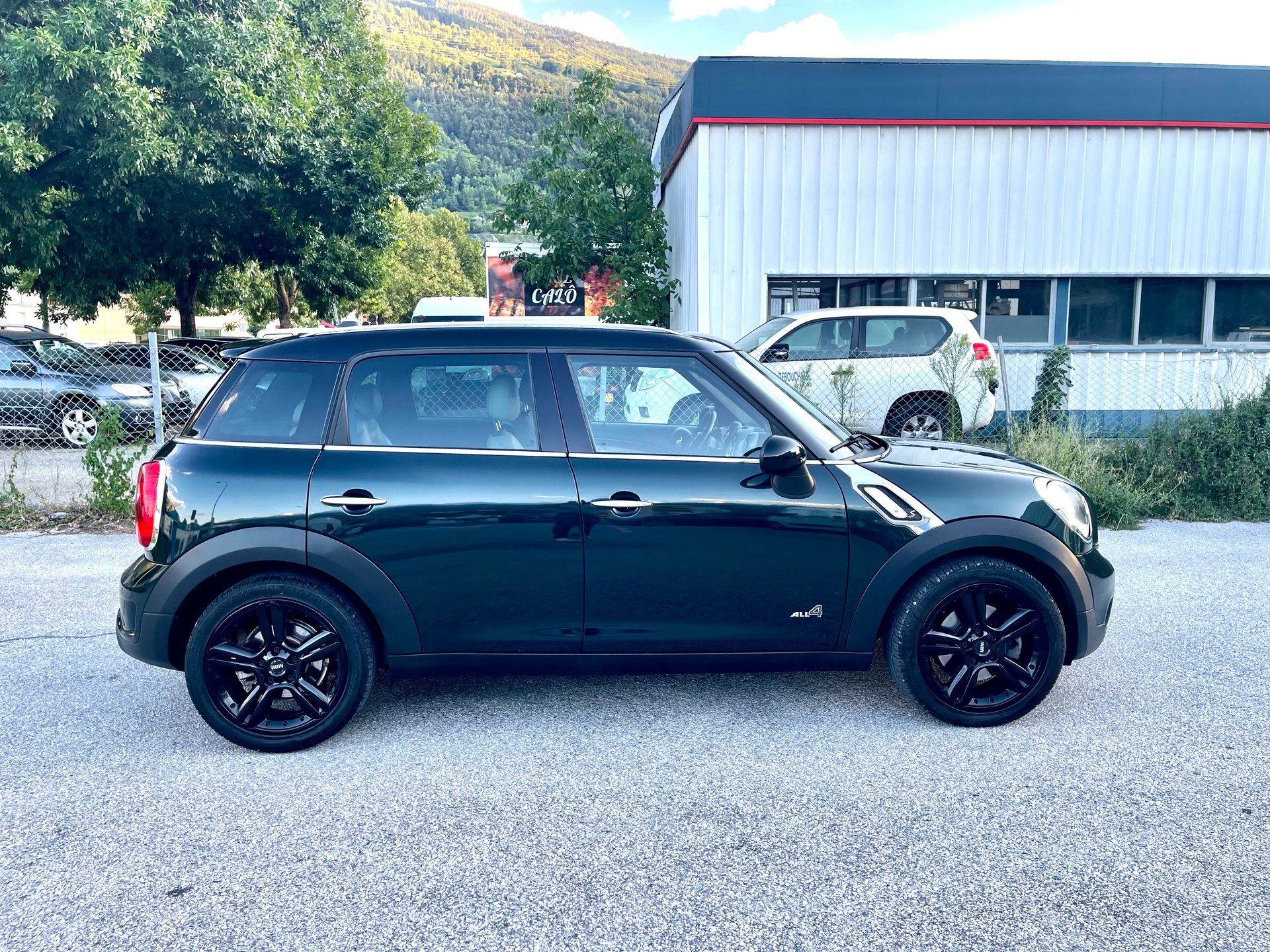 MINI Countryman Cooper S ALL4 Steptronic-image-8