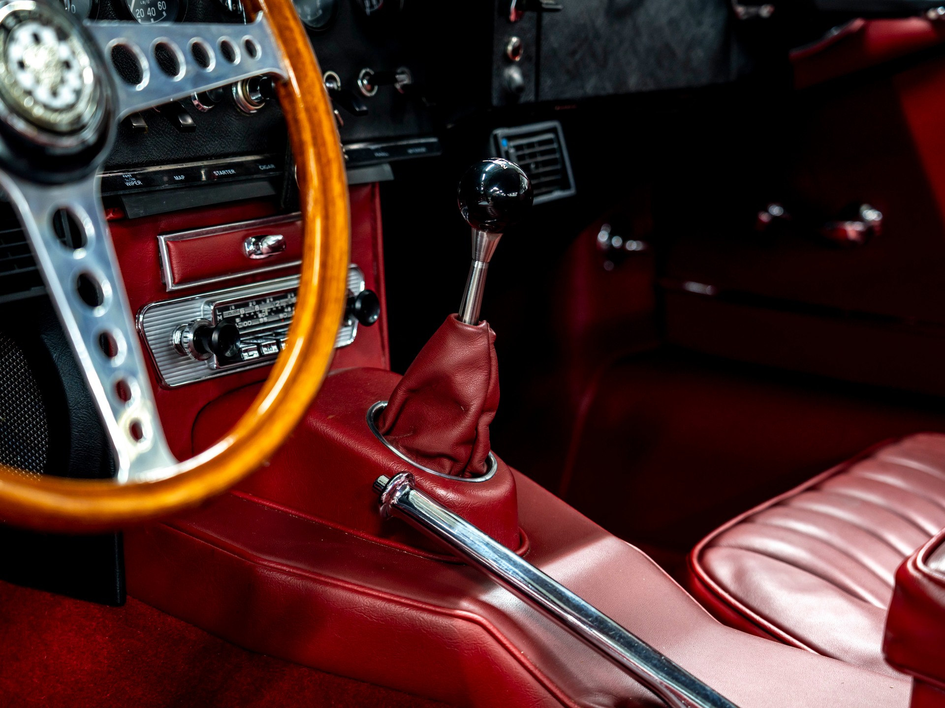 JAGUAR E-Type 4.2 Cpe Serie 1-image-17