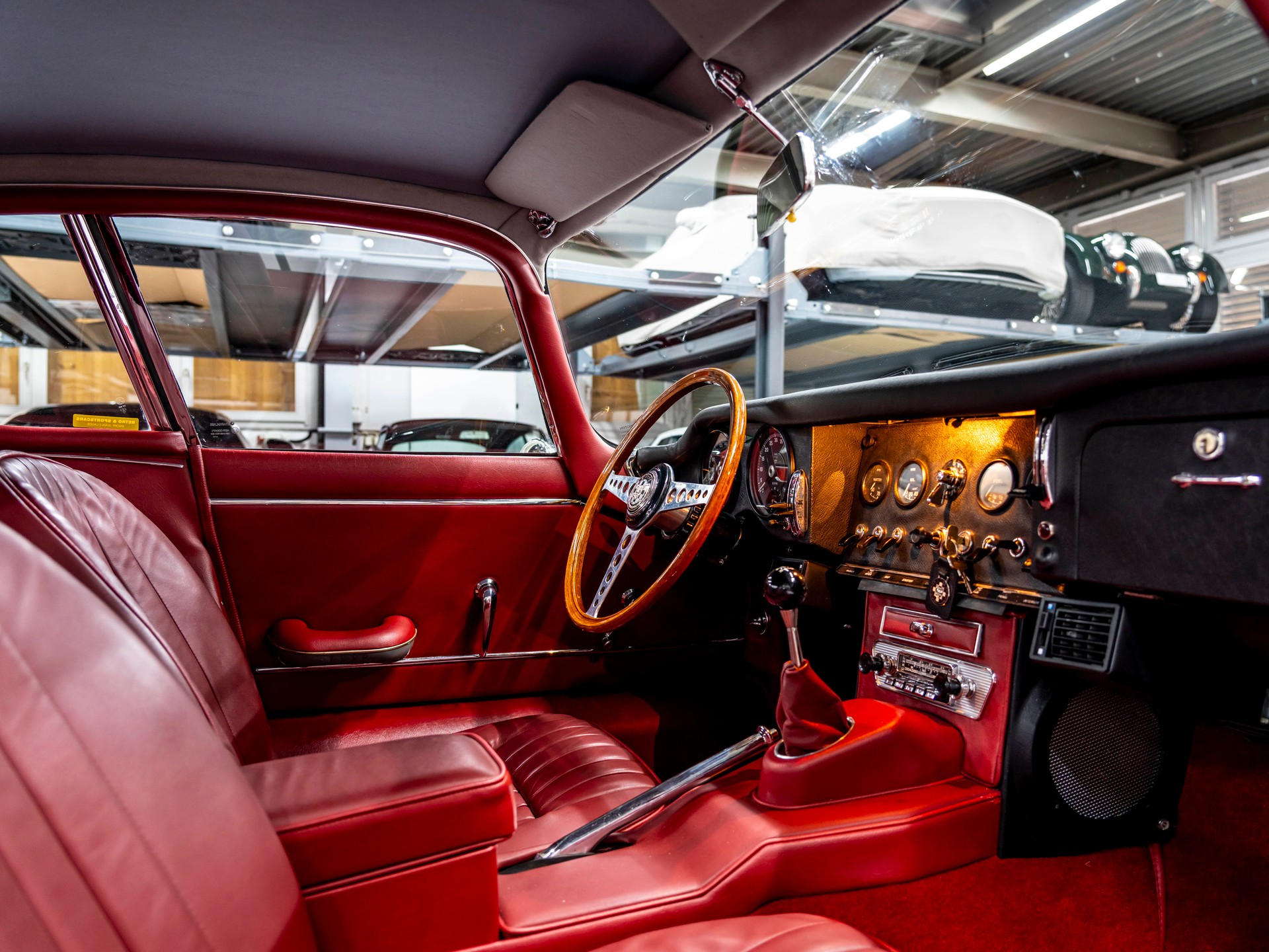 JAGUAR E-Type 4.2 Cpe Serie 1-image-22