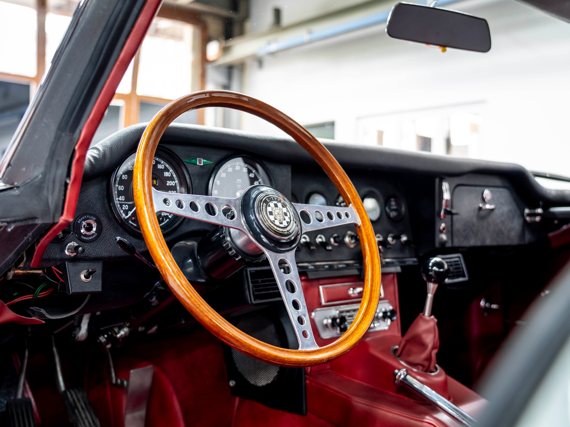 JAGUAR E-Type 4.2 Cpe Serie 1-image-15