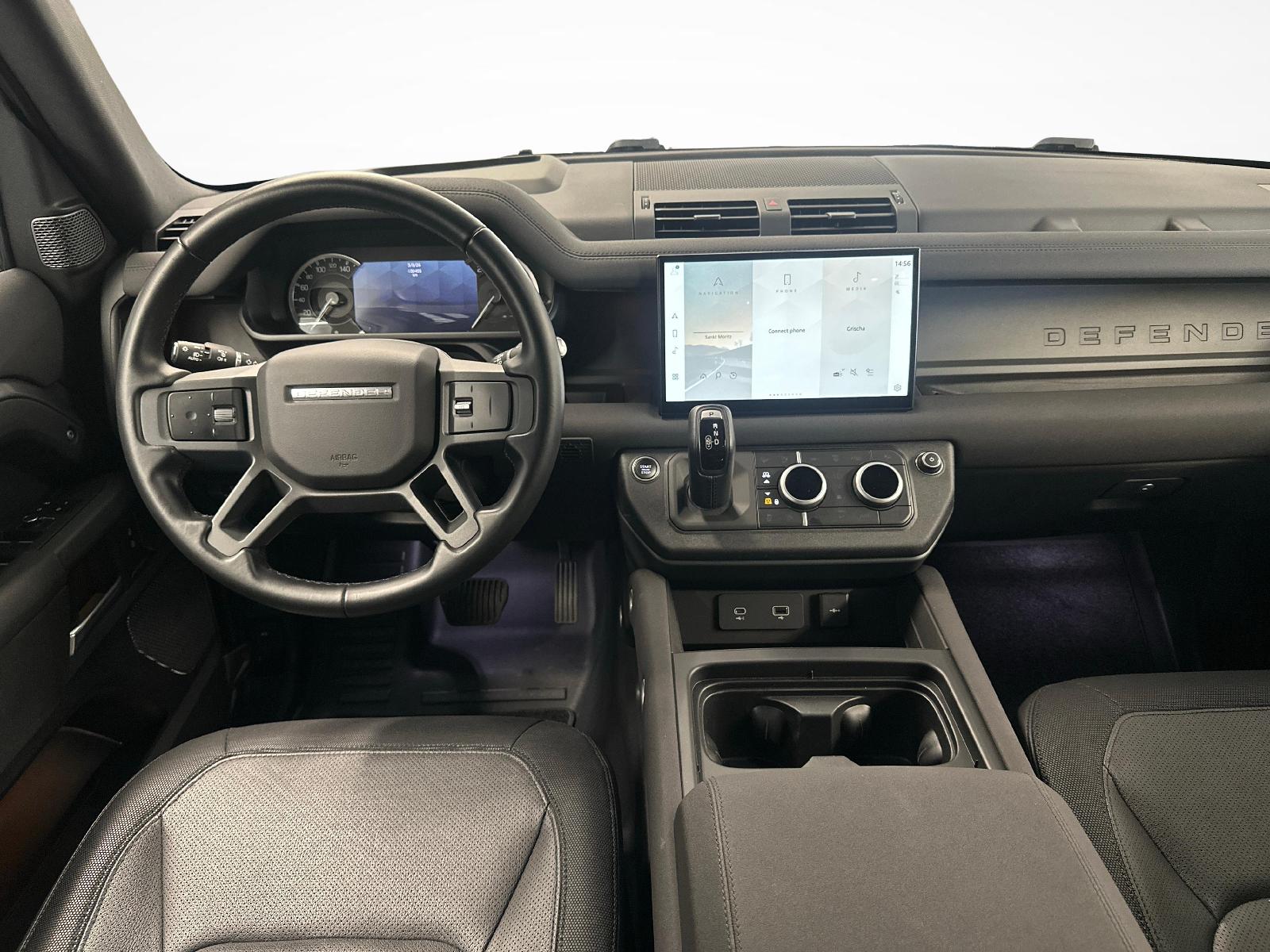 LAND ROVER Defender 110 3.0 D I6 X-Dynamic SE-image-9