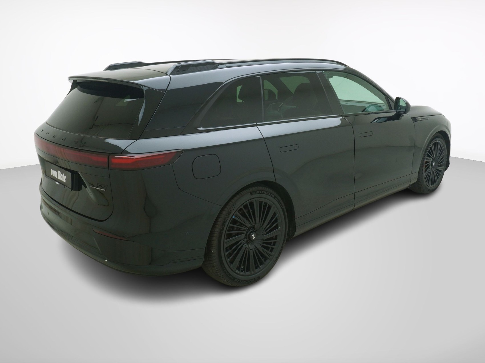 XPENG G9 Performance Black Edition AWD-image-5